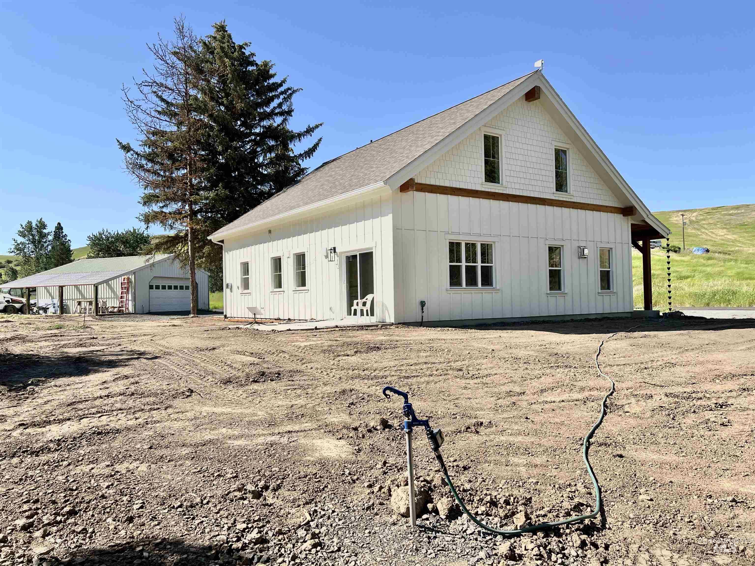 1147 Canyon Rd, Moscow, Idaho 83843, 3 Bedrooms, 3 Bathrooms, Residential For Sale, Price $767,000,MLS 98844117
