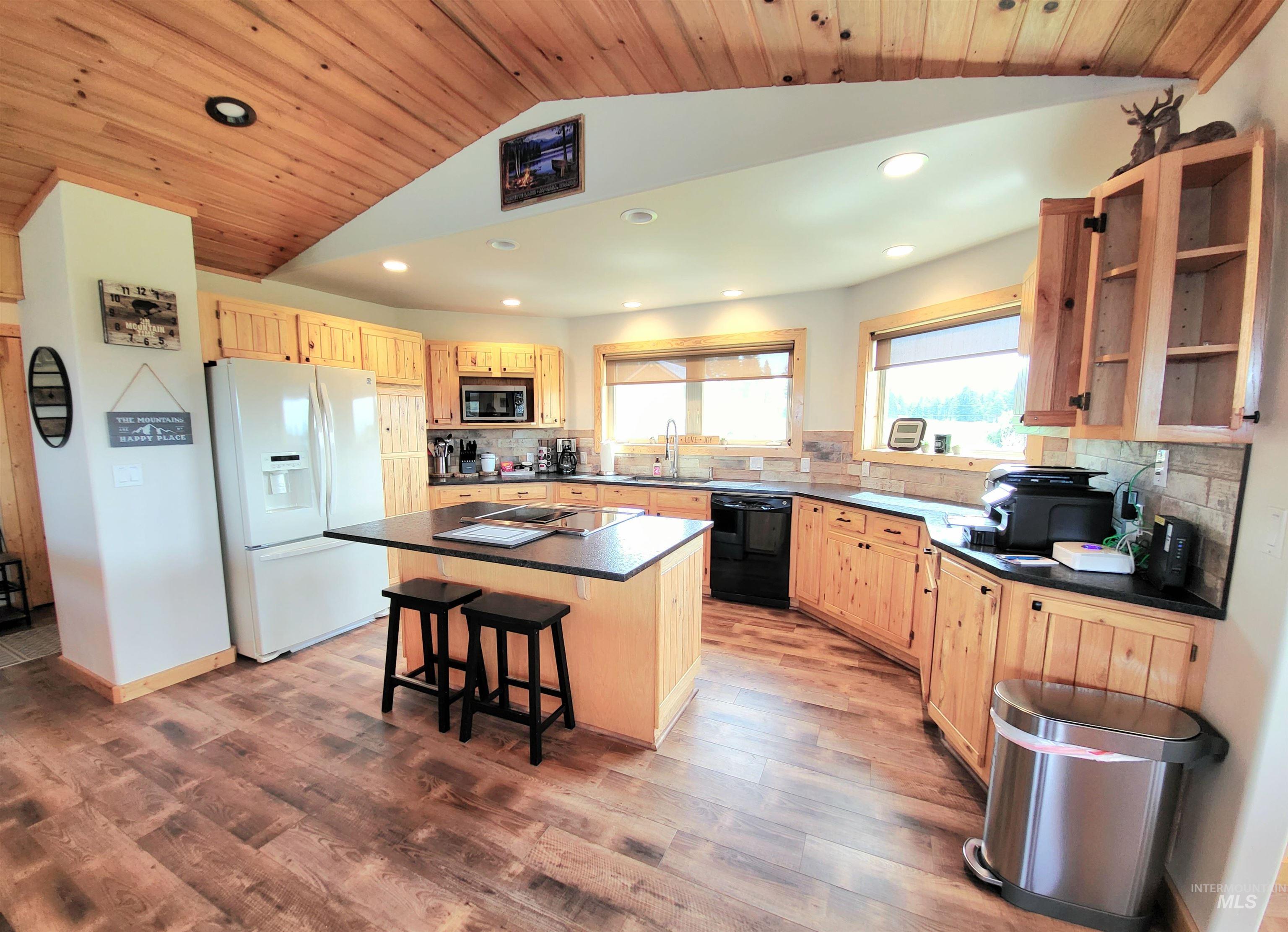 1440 Samson Trail, McCall, Idaho 83638-0000, 3 Bedrooms, 3 Bathrooms, Residential For Sale, Price $899,000,MLS 98844550