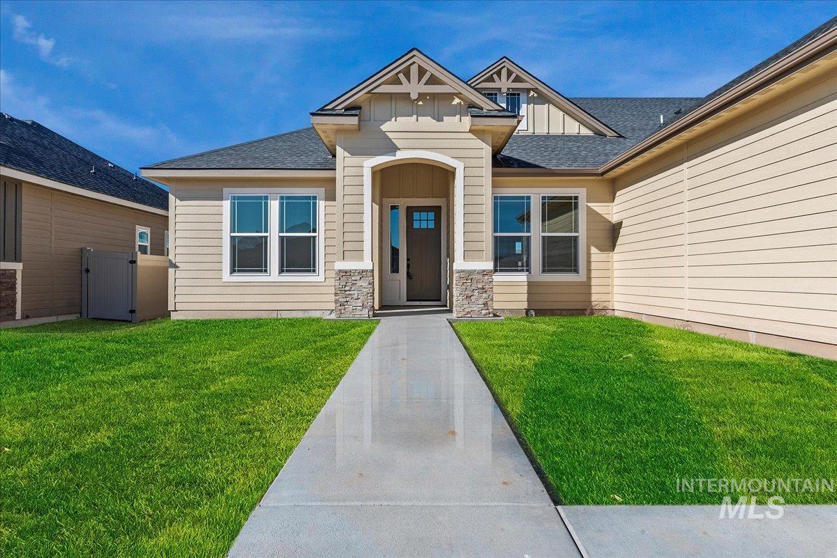 8922 E Lavender Dr., Nampa, Idaho 83687, 3 Bedrooms, 3 Bathrooms, Residential For Sale, Price $749,900,MLS 98845264
