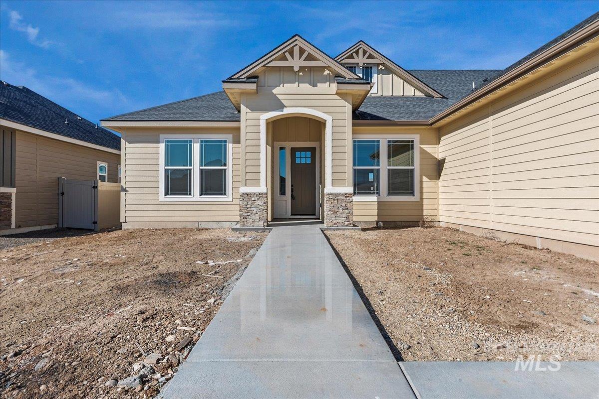 8922 E Lavender Dr., Nampa, Idaho 83687, 3 Bedrooms, 3 Bathrooms, Residential For Sale, Price $749,900,MLS 98845264
