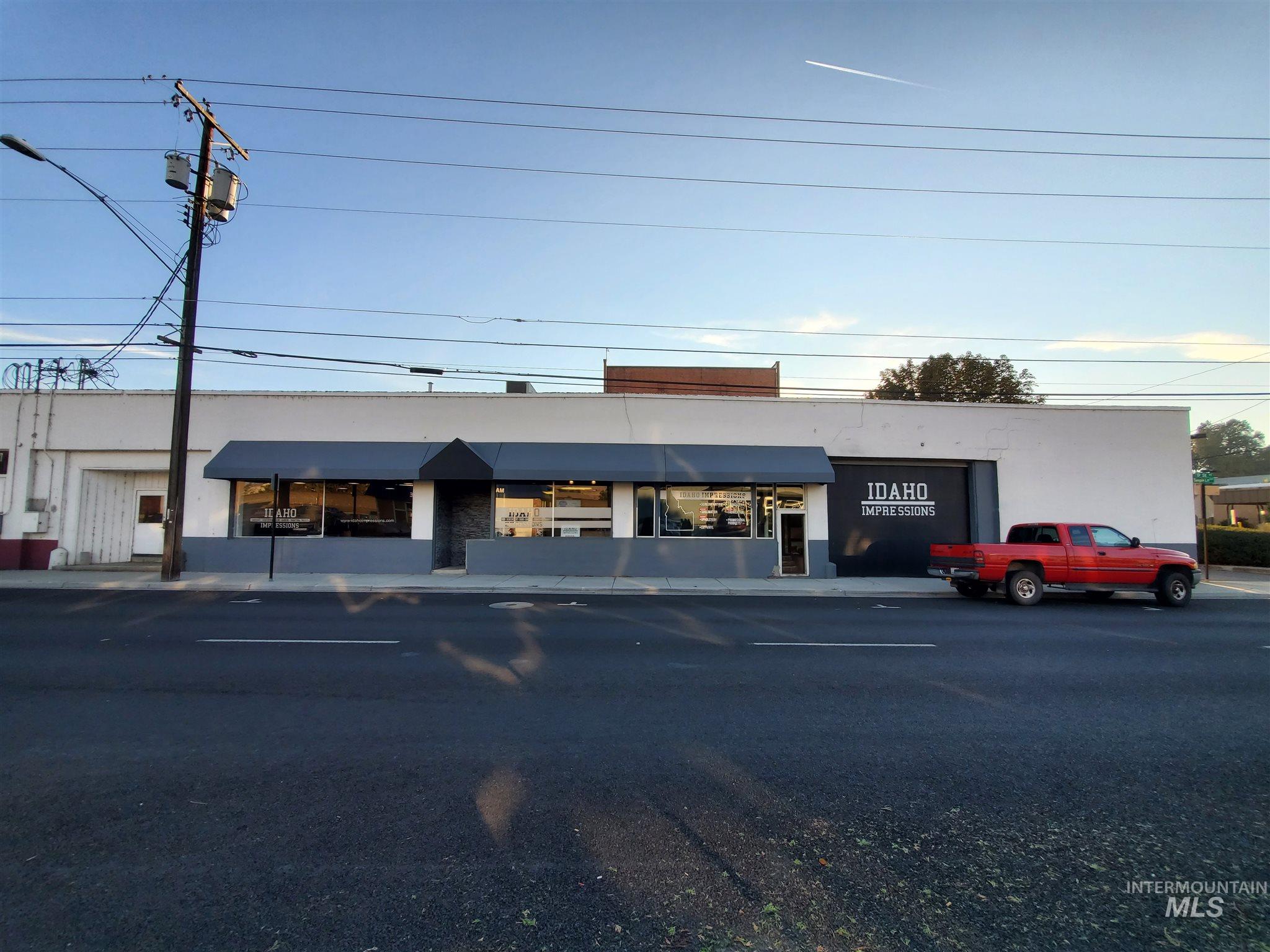 844 D St, Lewiston, Idaho 83501, Business/Commercial For Sale, Price $595,000,MLS 98845324