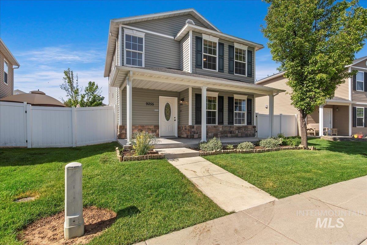 9255 W Shelterwood Dr, Boise, Idaho 83709-4989, 4 Bedrooms, 2.5 Bathrooms, Residential For Sale, Price $415,000,MLS 98845420