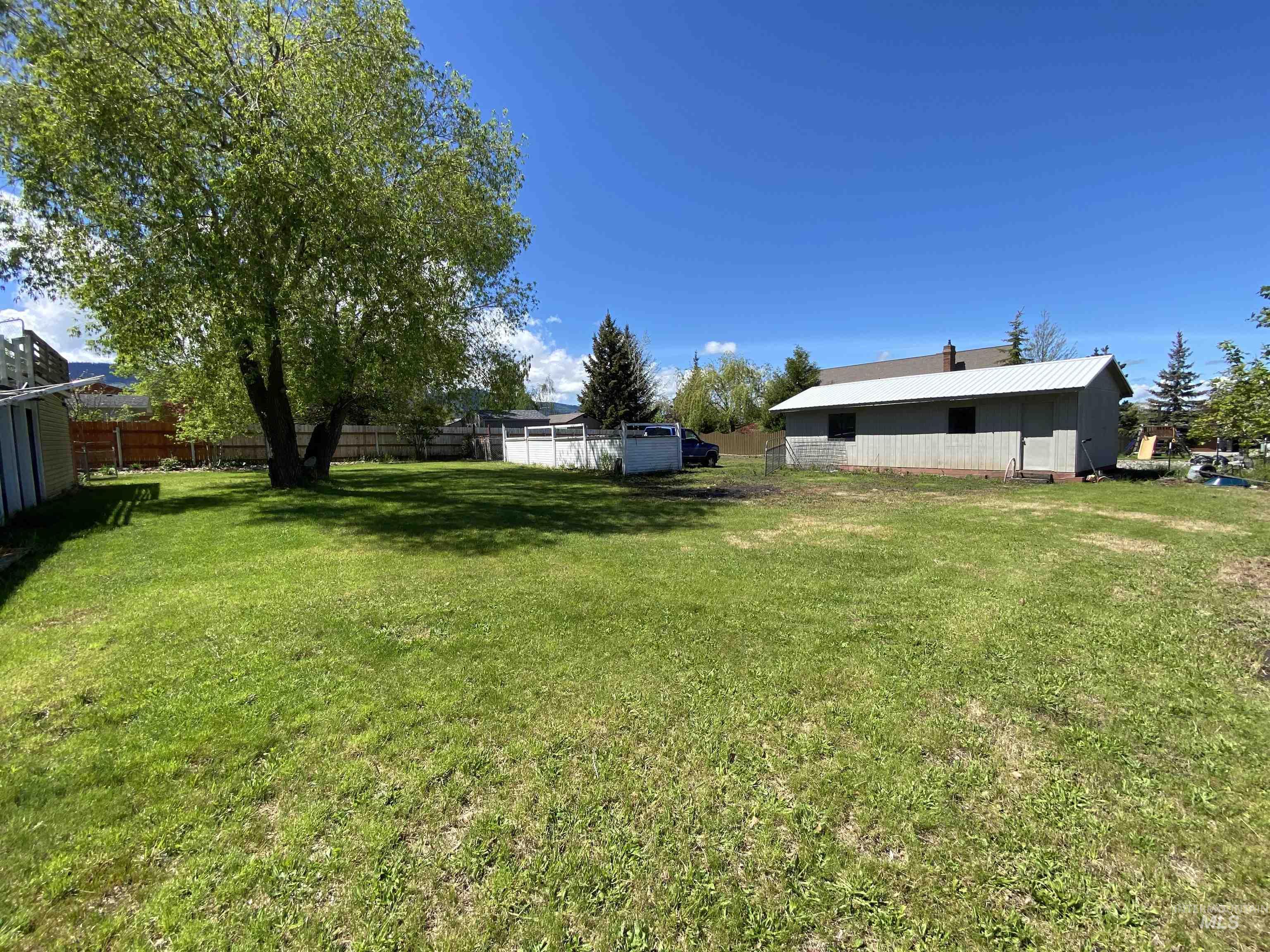 410 South Florence, Grangeville, Idaho 83530, 4 Bedrooms, 2 Bathrooms, Residential For Sale, Price $359,000,MLS 98845907