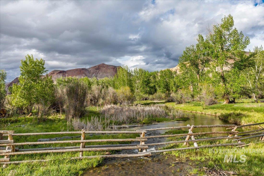 24950 Highway 93, Challis, Idaho 83226, 3 Bedrooms, 3 Bathrooms, Farm & Ranch For Sale, Price $11,320,000, 98846331