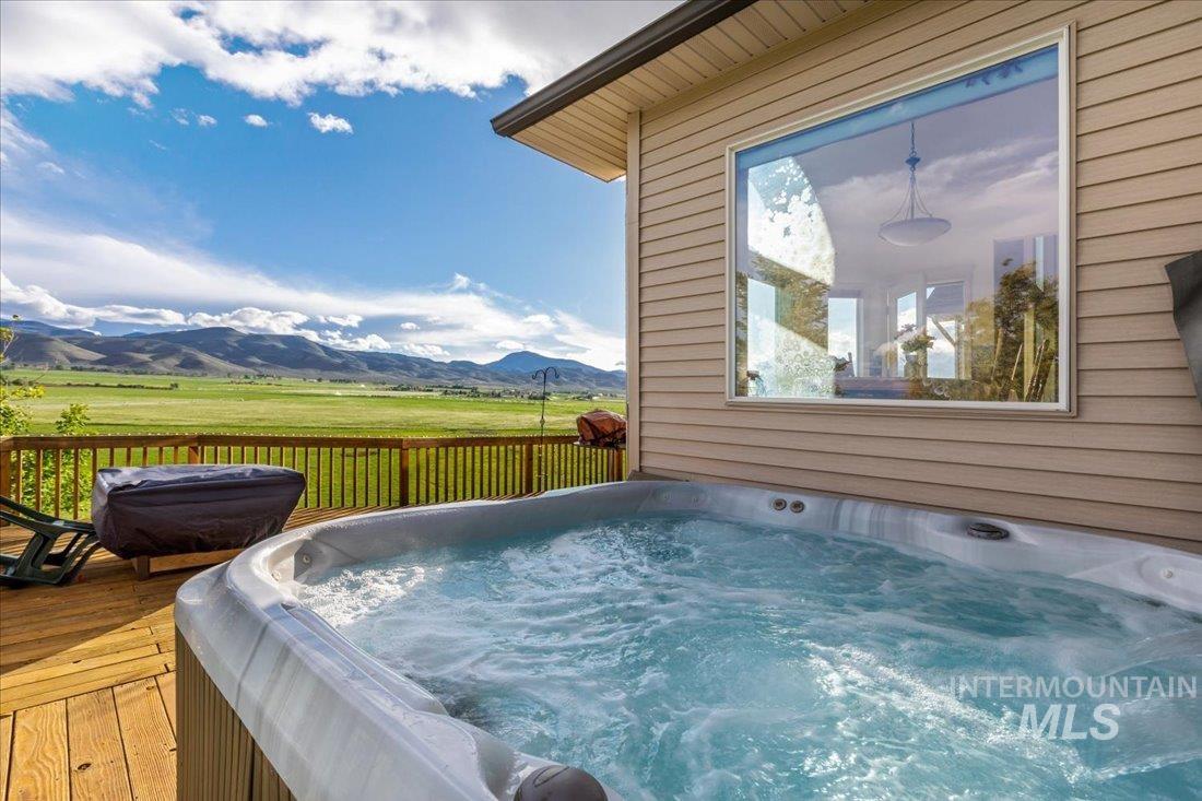 24950 Highway 93, Challis, Idaho 83226, 3 Bedrooms, 3 Bathrooms, Farm & Ranch For Sale, Price $11,320,000, 98846331