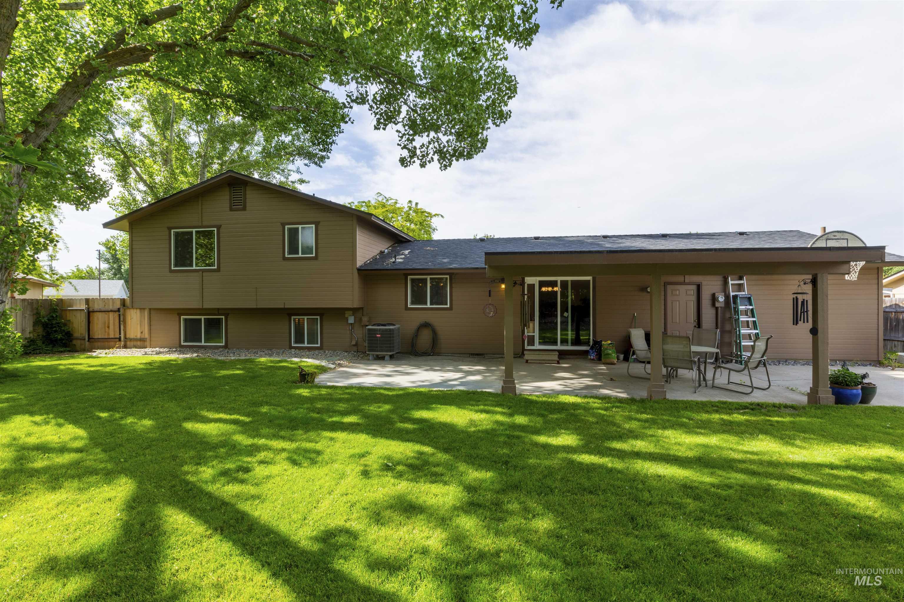 11096 W Ramrod Dr., Boise, Idaho 83713, 4 Bedrooms, 3 Bathrooms, Residential For Sale, Price $484,900,MLS 98846798