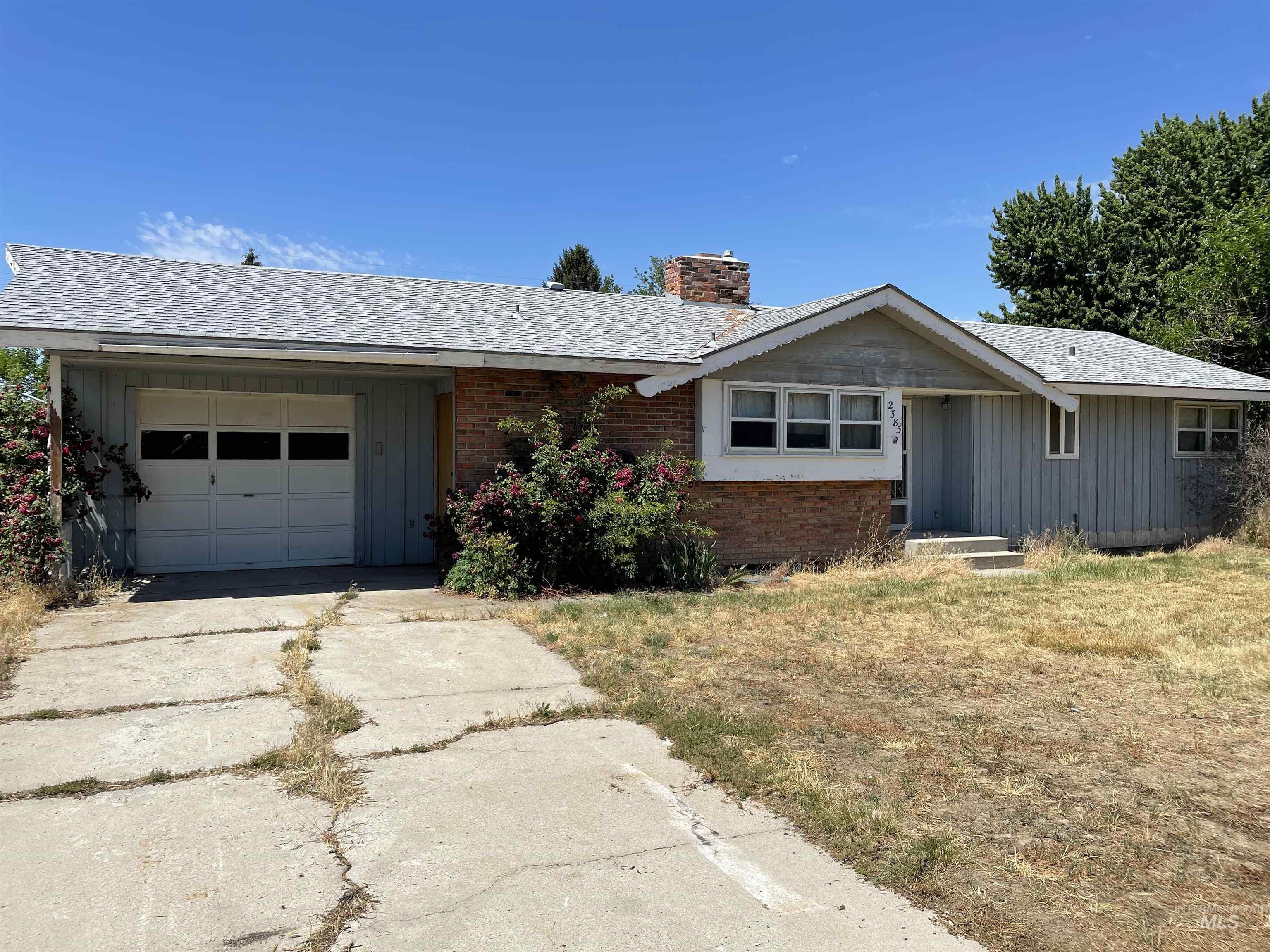 2385 Mountain View Drive, Emmett, Idaho 83617, 3 Bedrooms, 1 Bathroom, Residential For Sale, Price $250,000,MLS 98848526