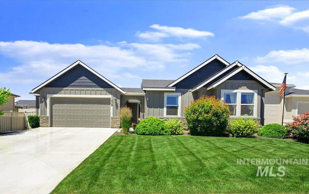 11608 W Bubblingcreek Dr, Star, Idaho 83669, 3 Bedrooms, 2 Bathrooms, Residential For Sale, Price $649,900,MLS 98848759