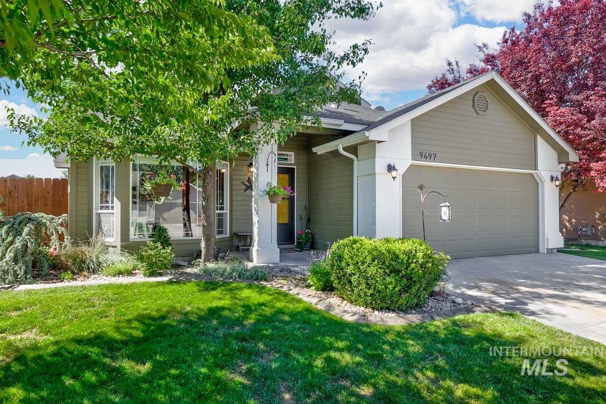 9497 W Kate Drive, Boise, Idaho 83714, 3 Bedrooms, 2 Bathrooms, Residential For Sale, Price $460,000,MLS 98849786