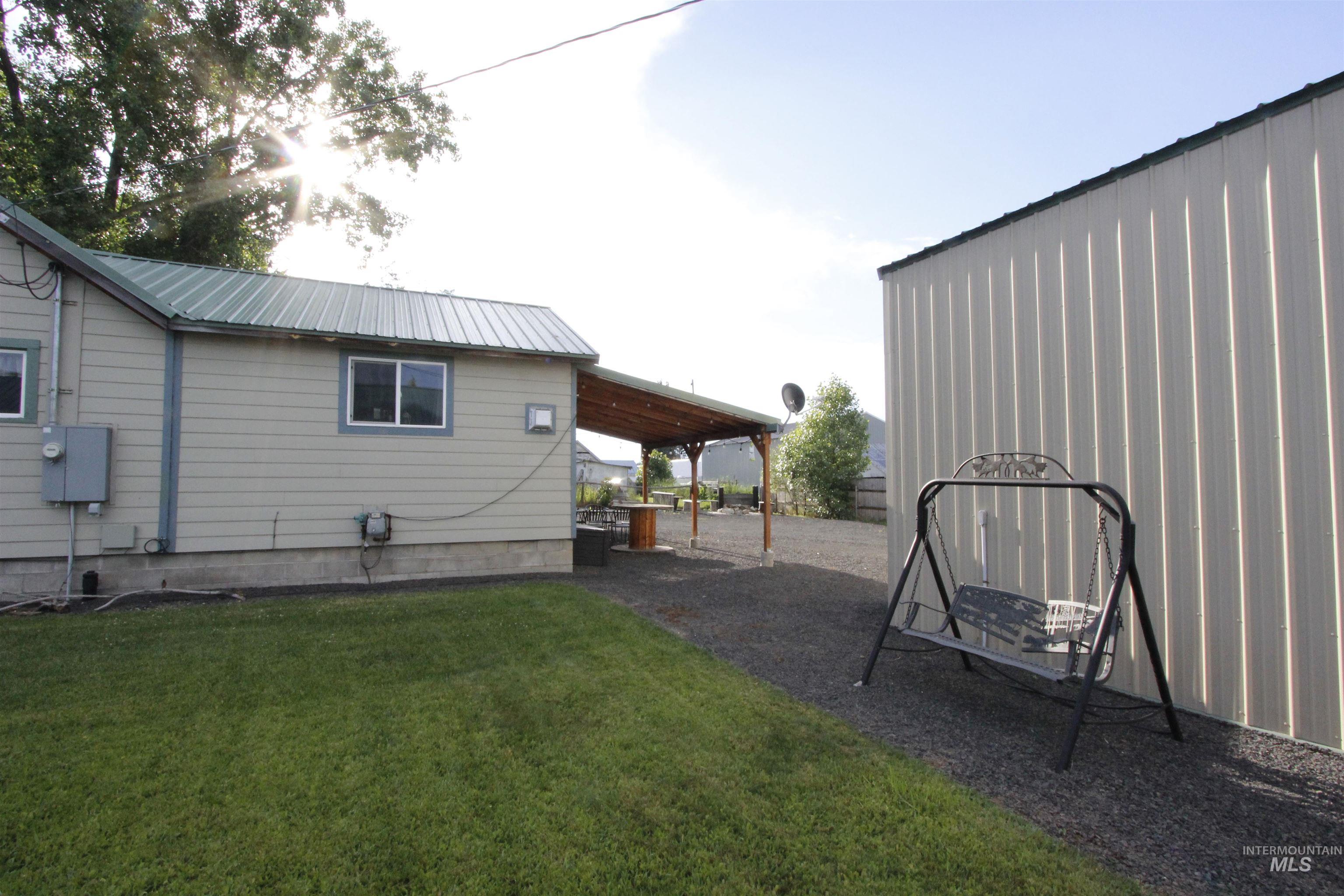 309 E Pierce Ave, Weippe, Idaho 83553, 2 Bedrooms, 2 Bathrooms, Residential For Sale, Price $215,000,MLS 98851871