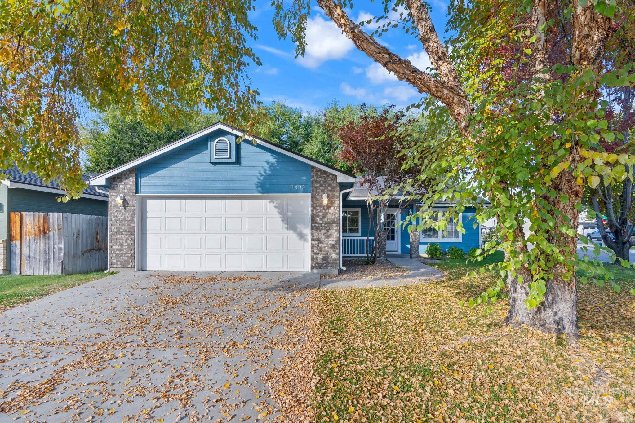 8435 N Dodgin Ave, Boise, Idaho 83714, 3 Bedrooms, 2 Bathrooms, Residential For Sale, Price $478,000, 98855103