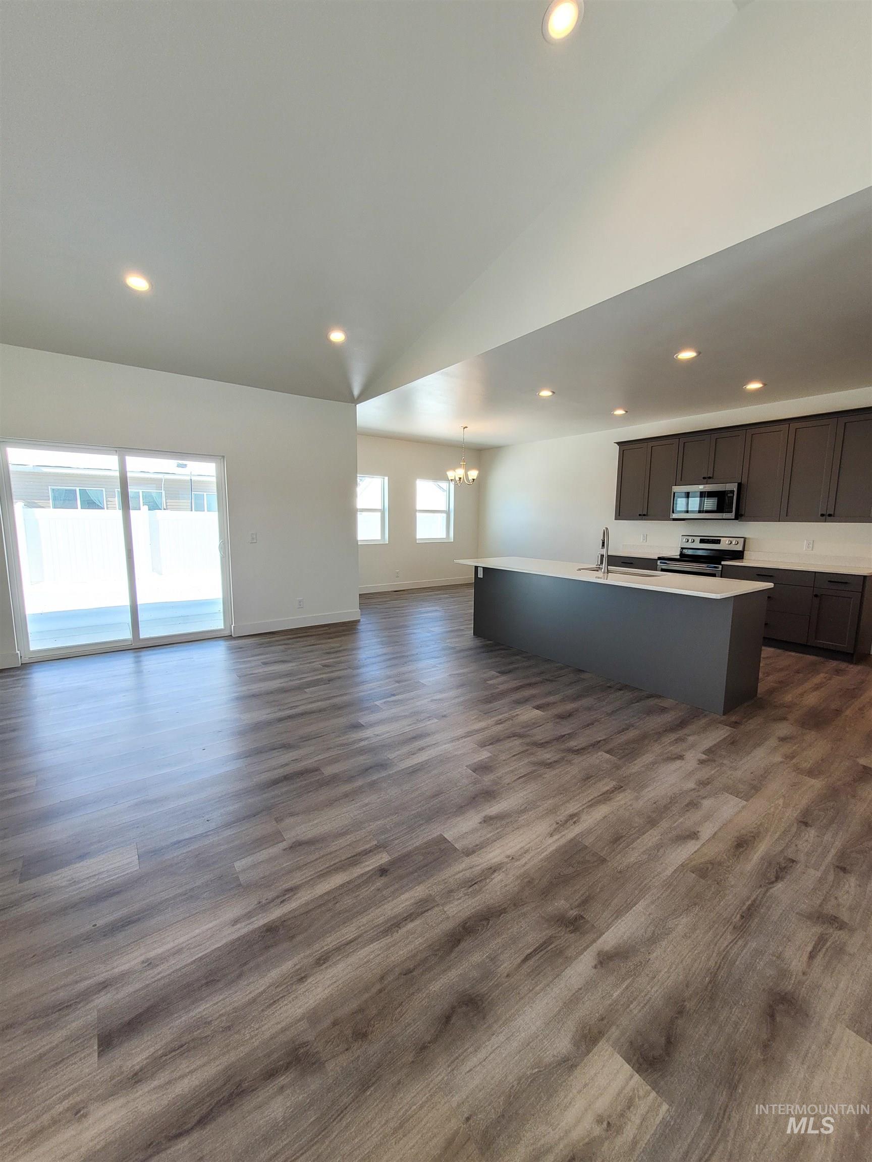 2420 Dorchester Ave, Burley, Idaho 83318, 4 Bedrooms, 2 Bathrooms, Residential For Sale, Price $410,075, 98856735
