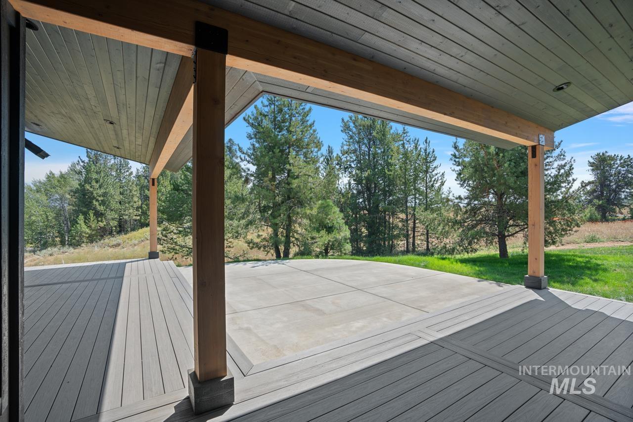 14 Aspen Glade Court, Donnelly, Idaho 83615, 5 Bedrooms, 4.5 Bathrooms, Residential For Sale, Price $2,499,000, 98858933