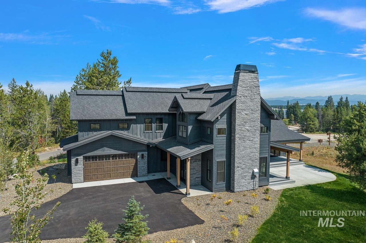 14 Aspen Glade Court, Donnelly, Idaho 83615, 5 Bedrooms, 4.5 Bathrooms, Residential For Sale, Price $2,499,000, 98858933