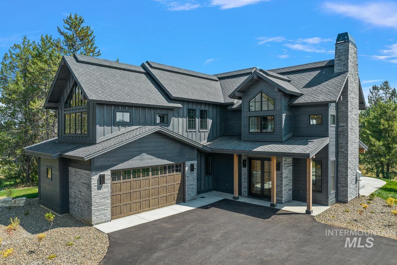 14 Aspen Glade Court, Donnelly, Idaho 83615, 5 Bedrooms, 4.5 Bathrooms, Residential For Sale, Price $2,499,000, 98858933