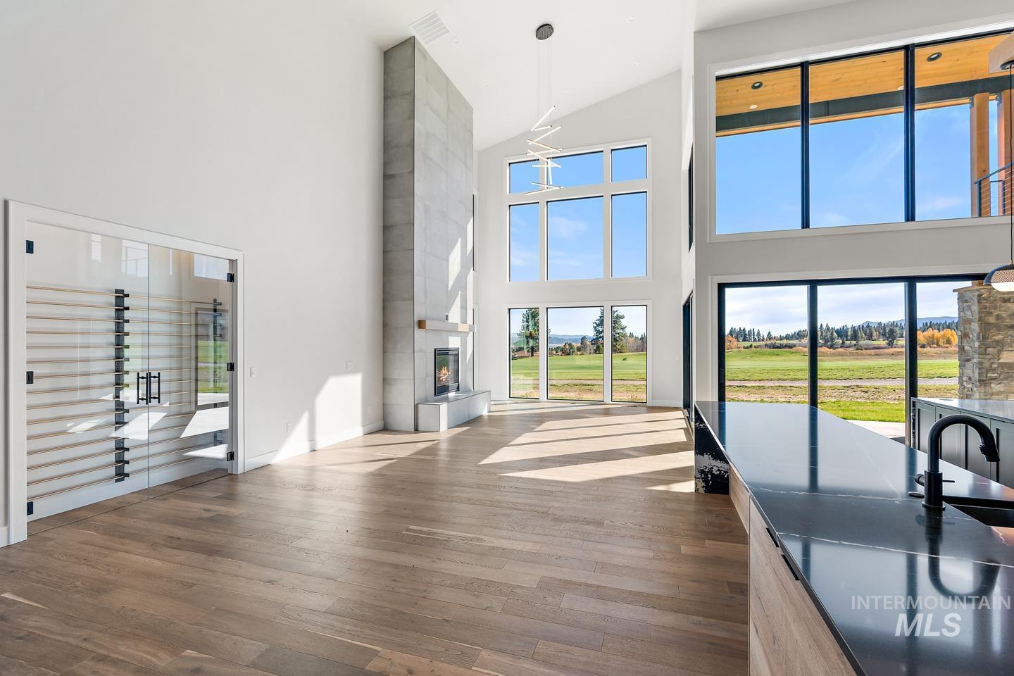 19 Aspen Glade Court, Donnelly, Idaho 83615, 5 Bedrooms, 6 Bathrooms, Residential For Sale, Price $3,195,000, 98858951