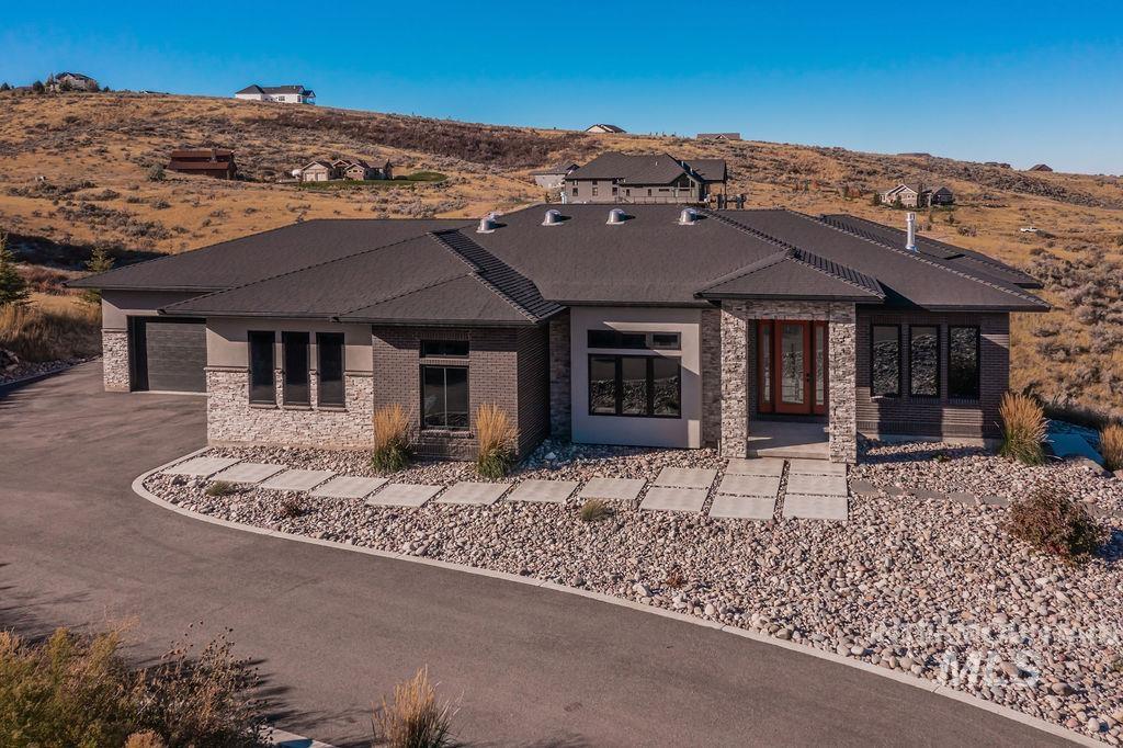 6773 E Big Bend Dr, Idaho Falls, Idaho 83406, 4 Bedrooms, 3 Bathrooms, Residential For Sale, Price $1,350,000, 98864025