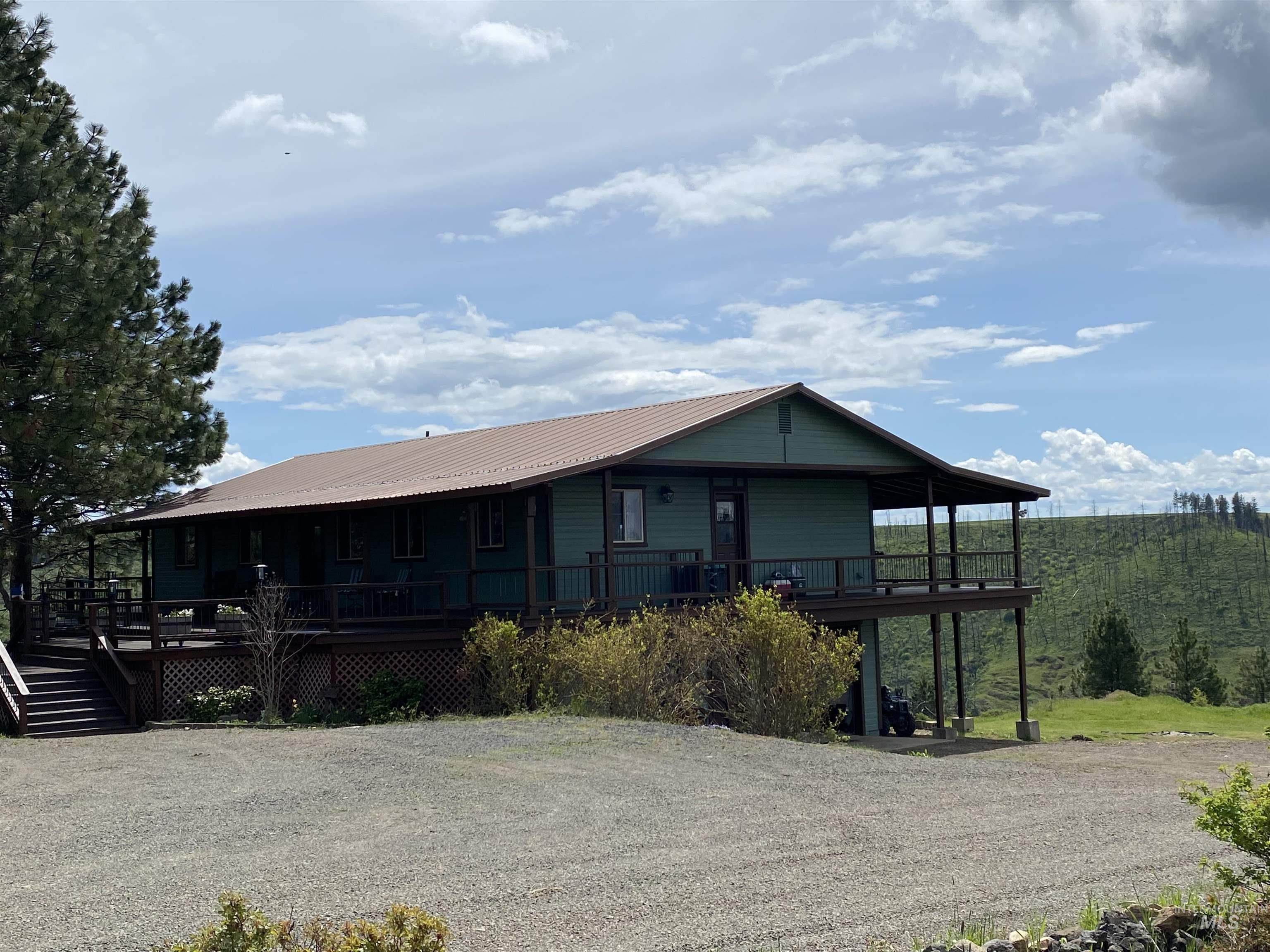 132 Canyon View Road, Kamiah, Idaho 83536, 3 Bedrooms, 3 Bathrooms, Residential For Sale, Price $549,000, 98864160