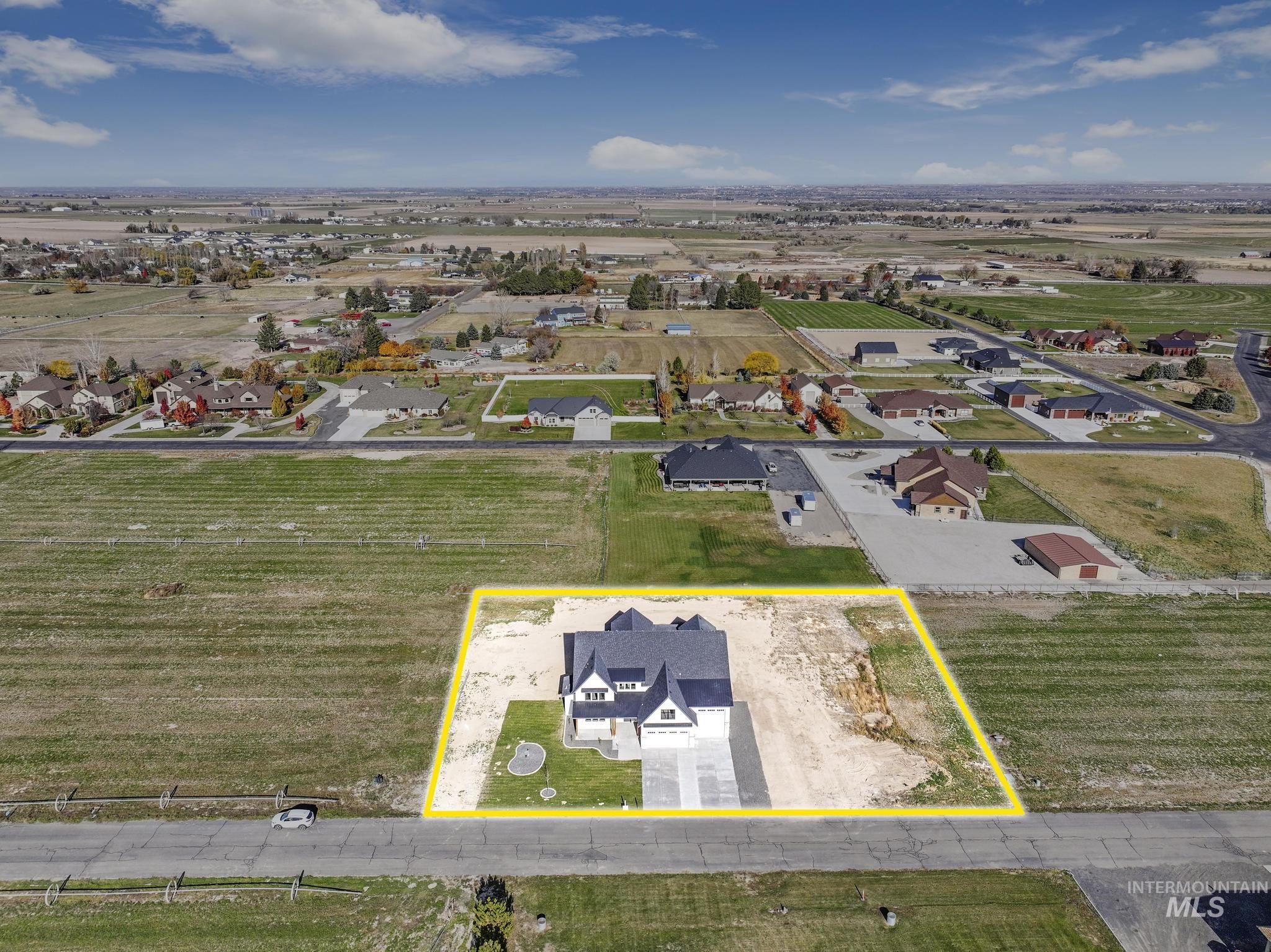 2546 E 3759 N, Twin Falls, Idaho 83301, 5 Bedrooms, 4.5 Bathrooms, Residential For Sale, Price $997,000, 98865543