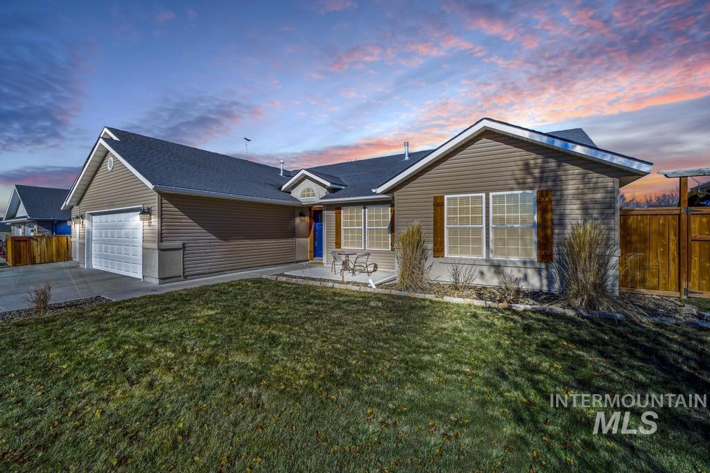 834 14th Ave. East, Jerome, Idaho 83338, 4 Bedrooms, 2 Bathrooms, Residential For Sale, Price $410,000, 98868727