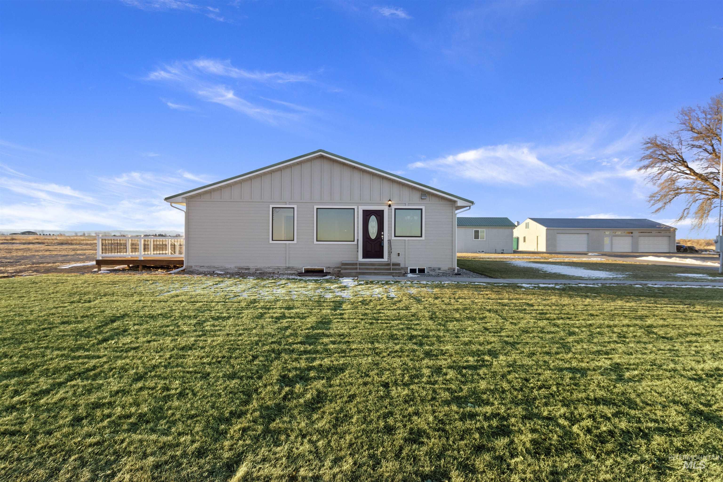 2843 E 3500 N, Twin Falls, Idaho 83301, 4 Bedrooms, 2 Bathrooms, Residential For Sale, Price $729,900,MLS 98868983