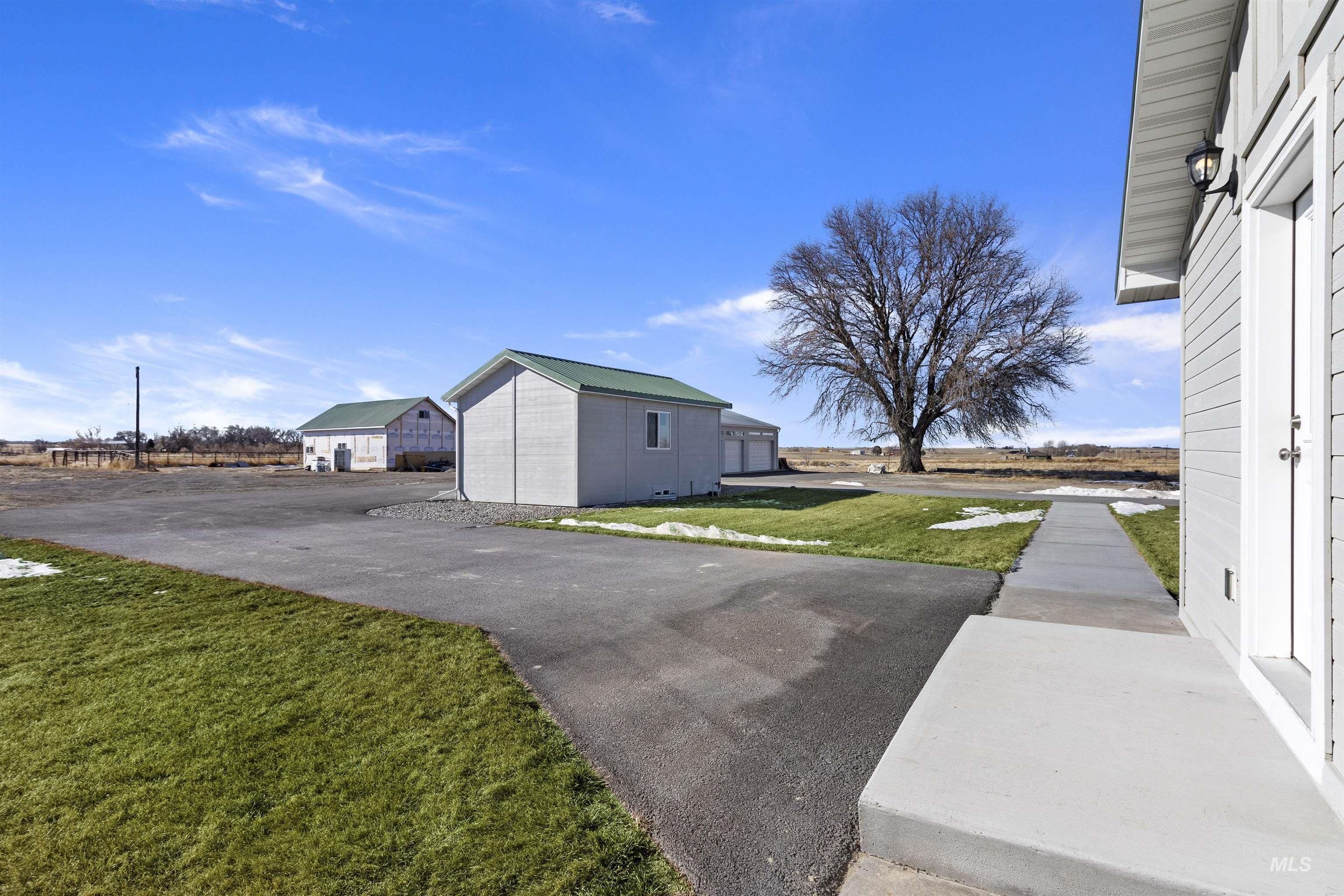 2843 E 3500 N, Twin Falls, Idaho 83301, 4 Bedrooms, 2 Bathrooms, Residential For Sale, Price $729,900,MLS 98868983