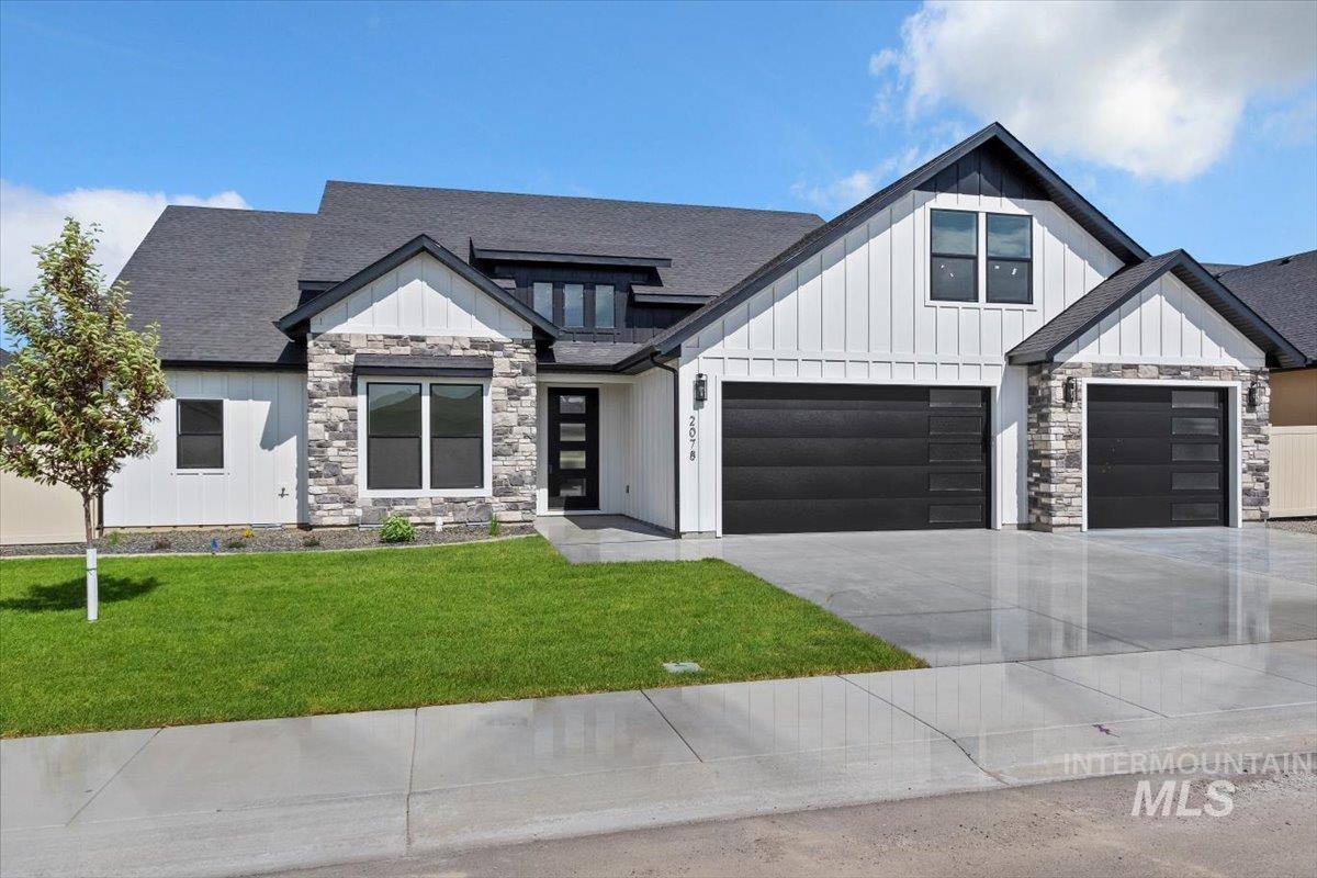 2078 Red Rock Way, Twin Falls, Idaho 83301, 4 Bedrooms, 3.5 Bathrooms, Residential For Sale, Price $689,000,MLS 98869499