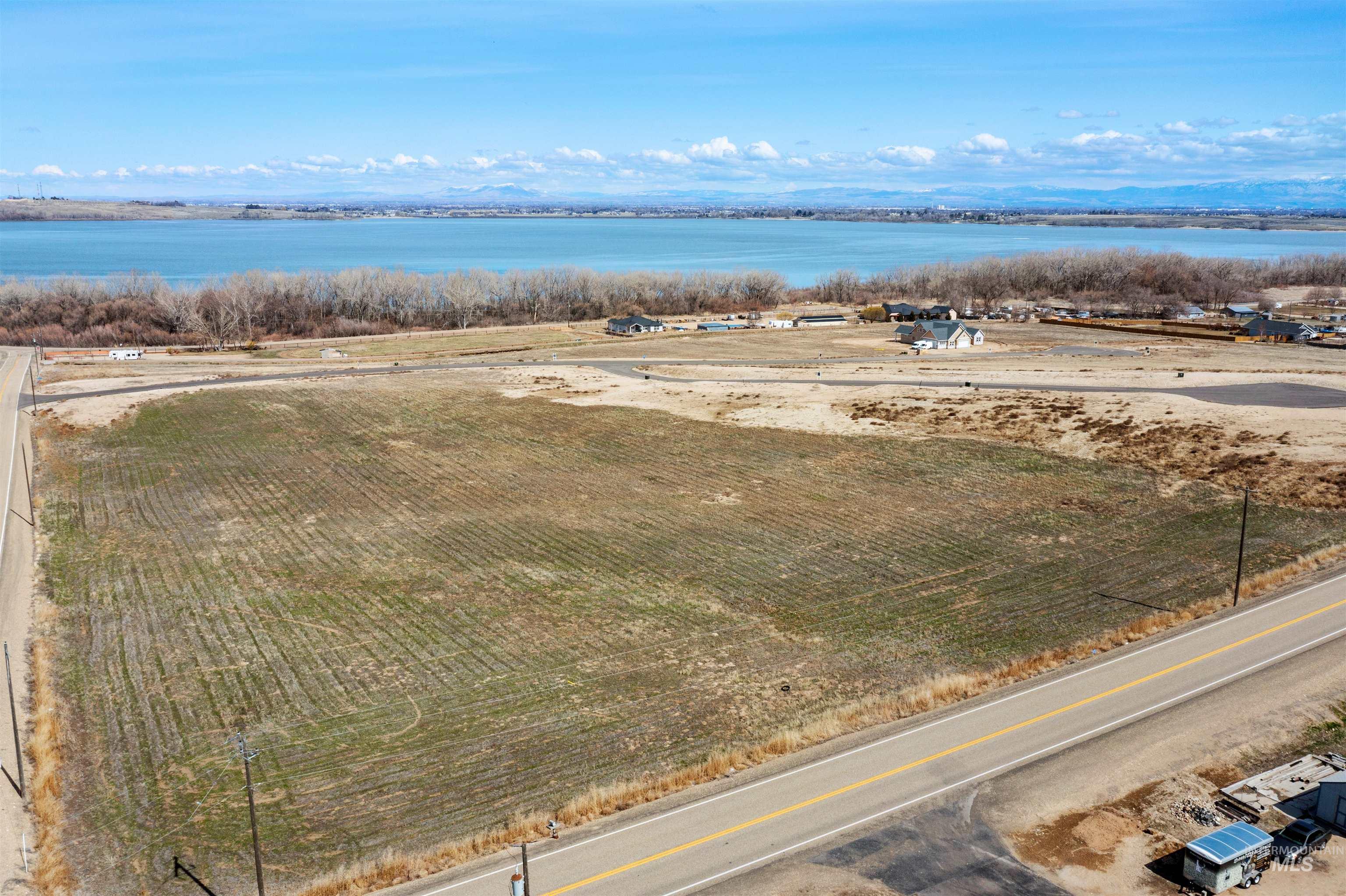 13970 Waterfront Ln., Nampa, Idaho 83686, 3 Bedrooms, 3.5 Bathrooms, Residential For Sale, Price $1,350,000, 98871719