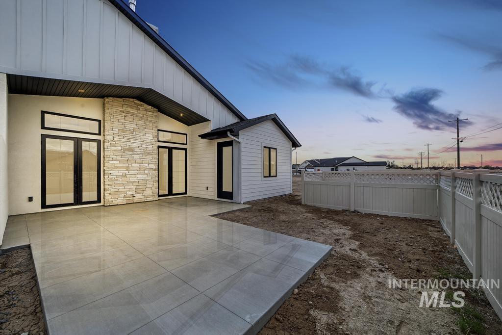 1119 Langford Way, Twin Falls, Idaho 83301, 2 Bedrooms, 3.5 Bathrooms, Residential For Sale, Price $595,000, 98873554