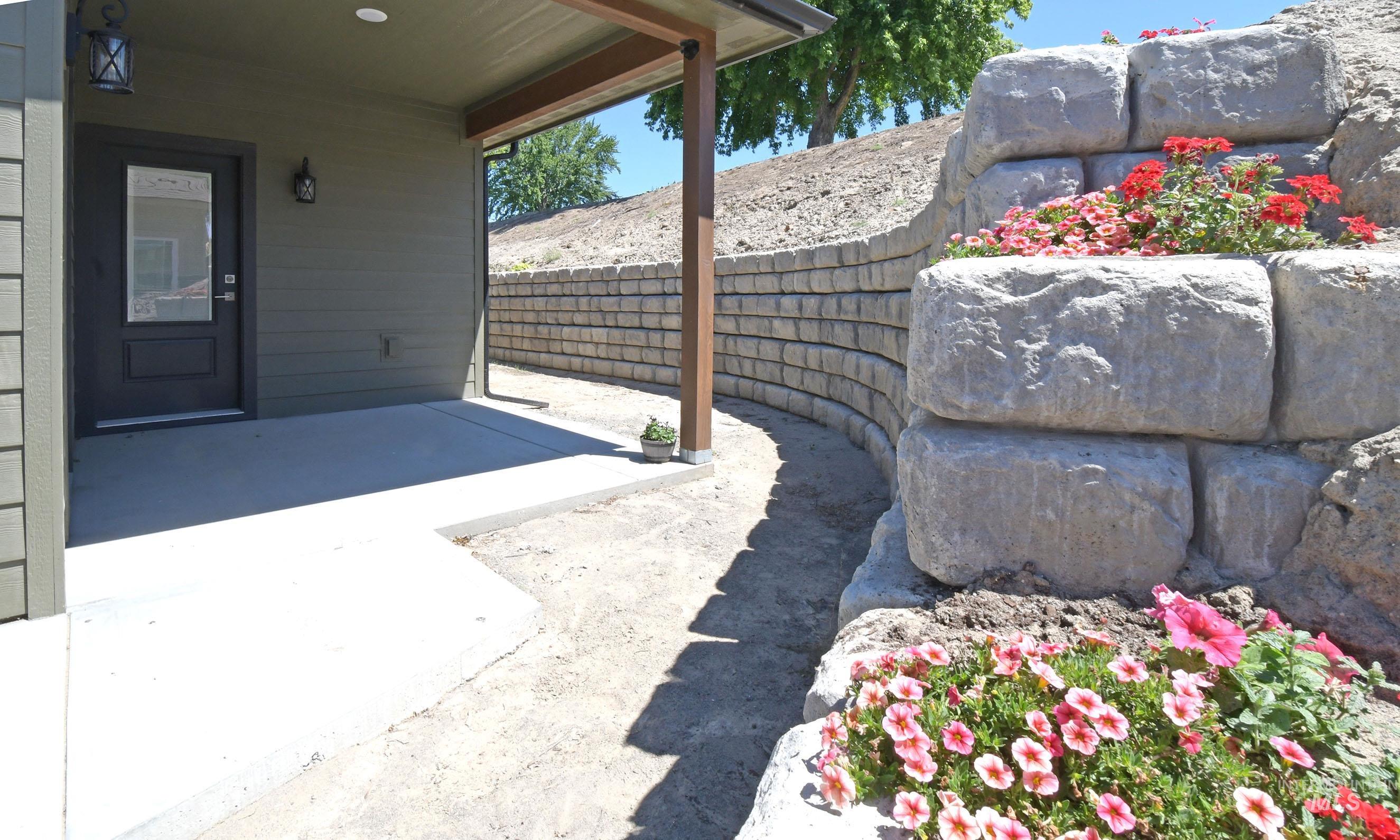 3955 Ridgewater Drive, Lewiston, Idaho 83501, 3 Bedrooms, 2 Bathrooms, Residential For Sale, Price $579,900, 98875409
