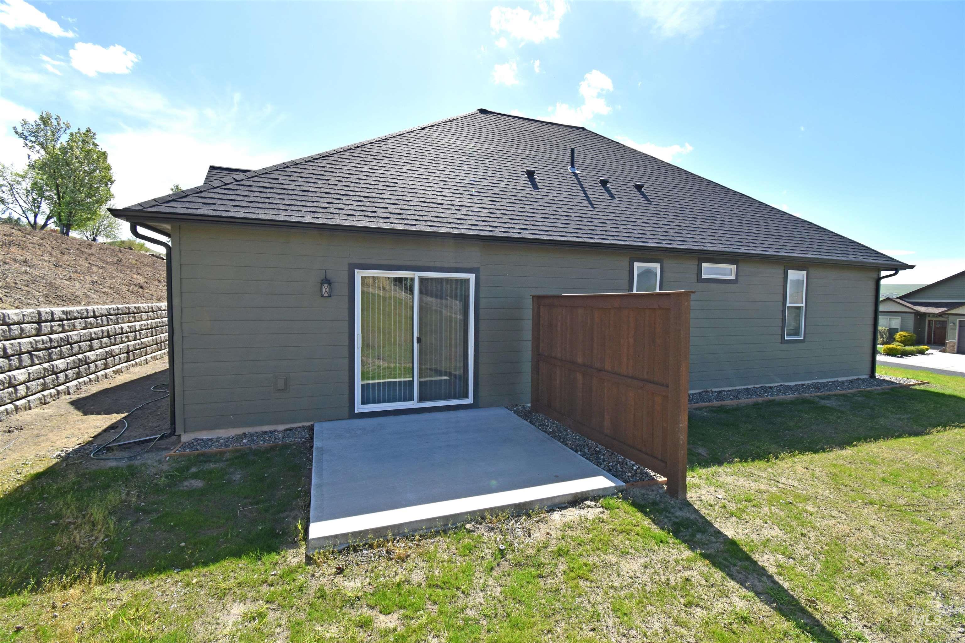 3955 Ridgewater Drive, Lewiston, Idaho 83501, 3 Bedrooms, 2 Bathrooms, Residential For Sale, Price $579,900, 98875409