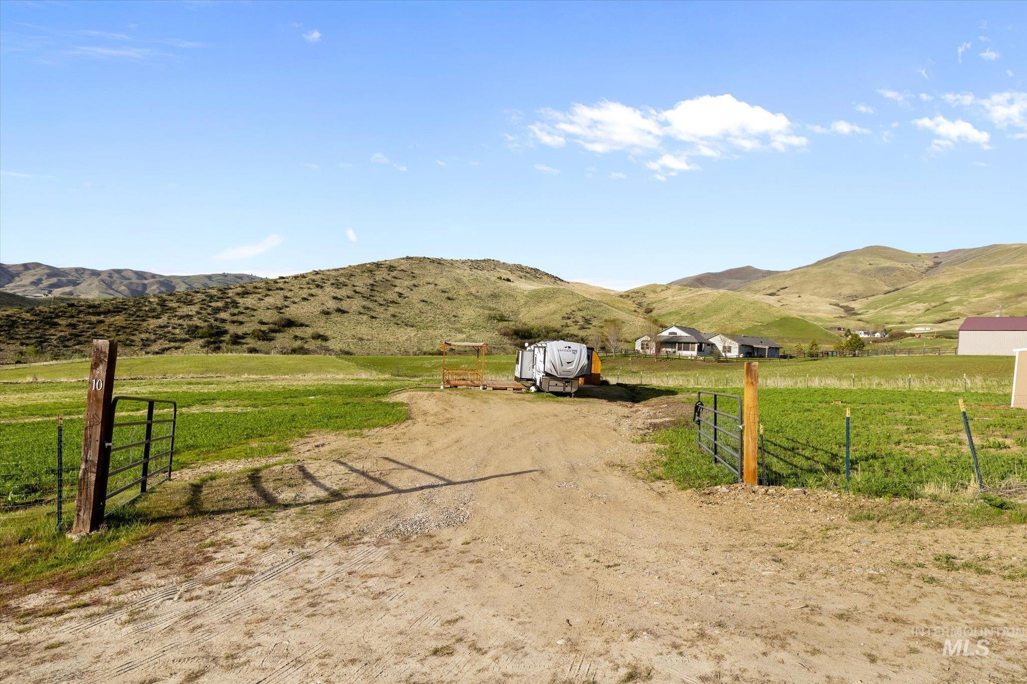 10 family, Horseshoe Bend, Idaho 83629, Land For Sale, Price $335,000,MLS 98876065