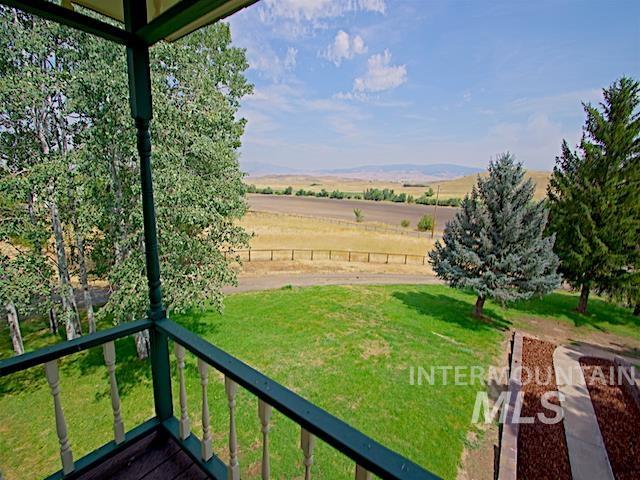 647 Mundy Gulch Road, Indian Valley, Idaho 83632, 5 Bedrooms, 3.5 Bathrooms, Residential For Sale, Price $850,000,MLS 98876623