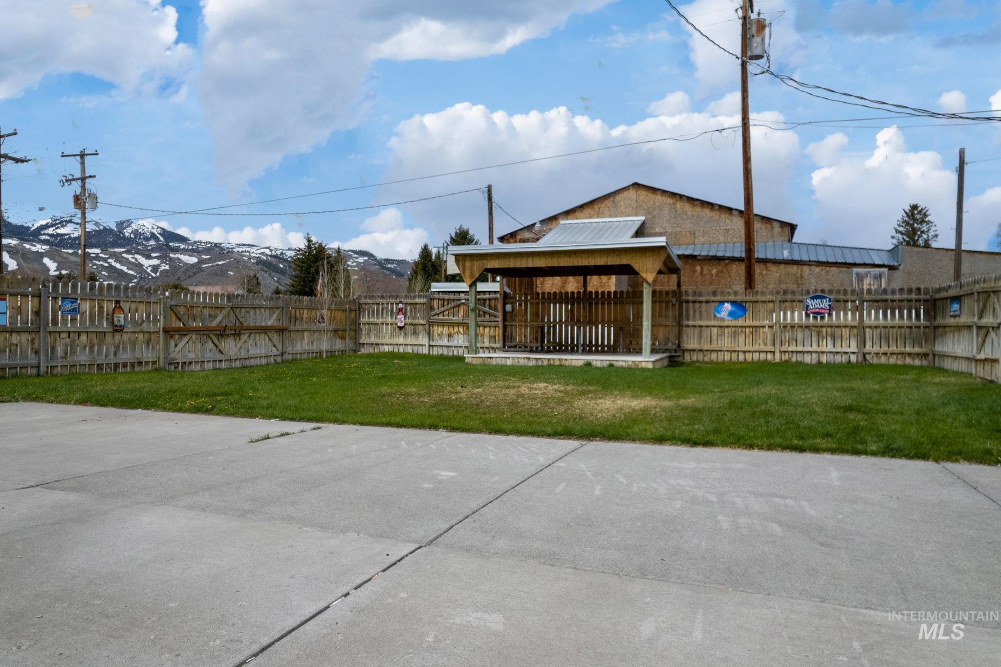 218 & 216 Main, Mackay, Idaho 83251, Business/Commercial For Sale, Price $474,500,MLS 98878167