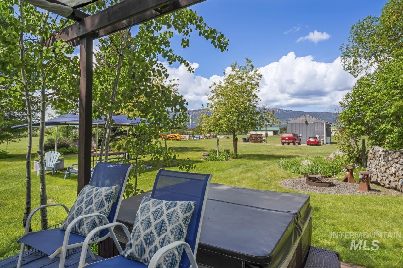 203 Eld Ln, Donnelly, Idaho 83615, 4 Bedrooms, 2 Bathrooms, Residential For Sale, Price $1,950,000,MLS 98880803