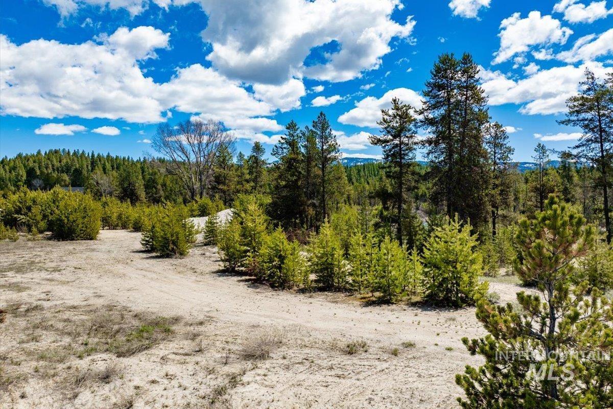 TBD Warner Dr Lot 14 Block 2, Cascade, Idaho 83611, Land For Sale, Price $199,900,MLS 98881835