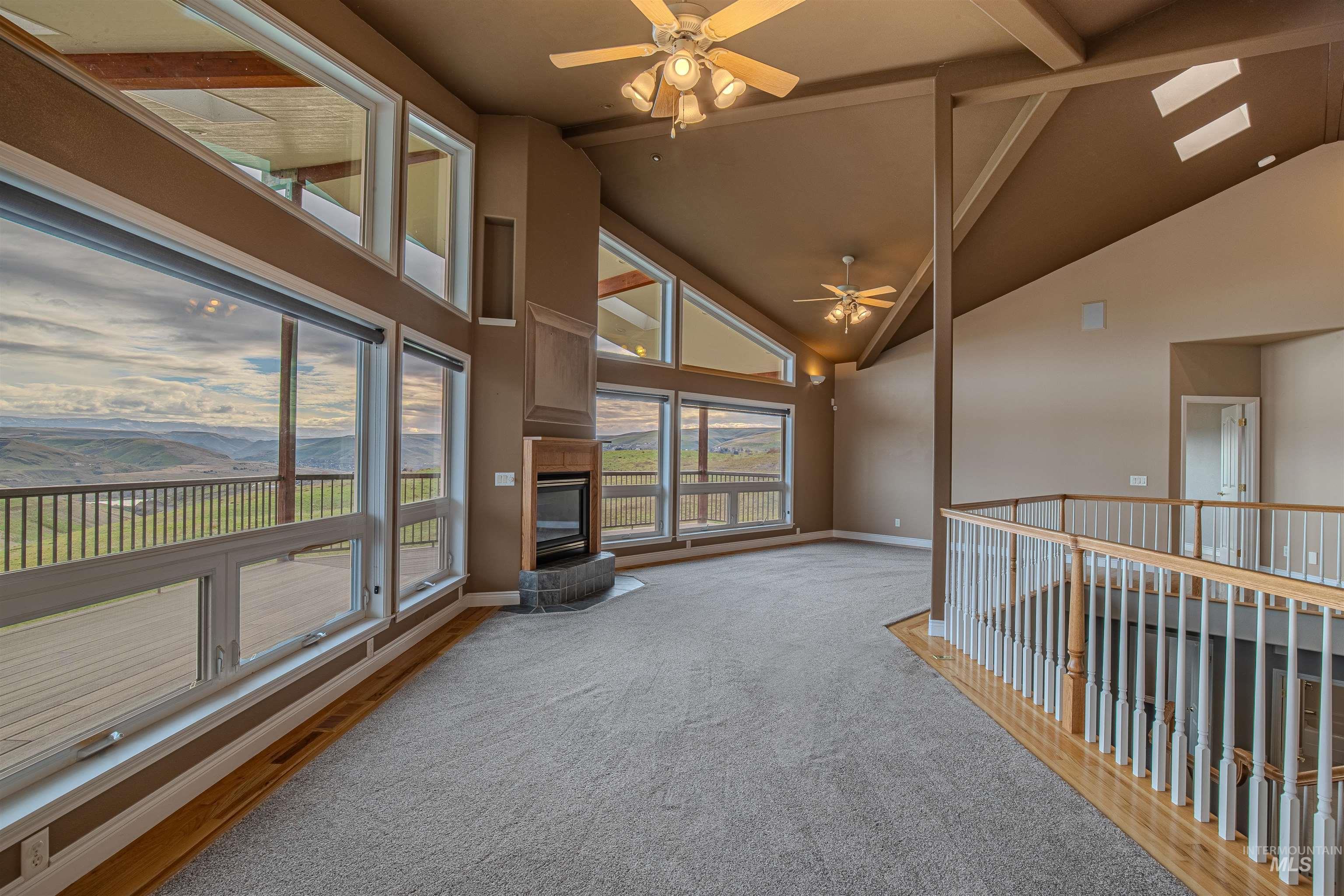 1993 & 1971 10th Ave, Clarkston, Washington 99403, 5 Bedrooms, 3.5 Bathrooms, Residential For Sale, Price $910,000, 98882172