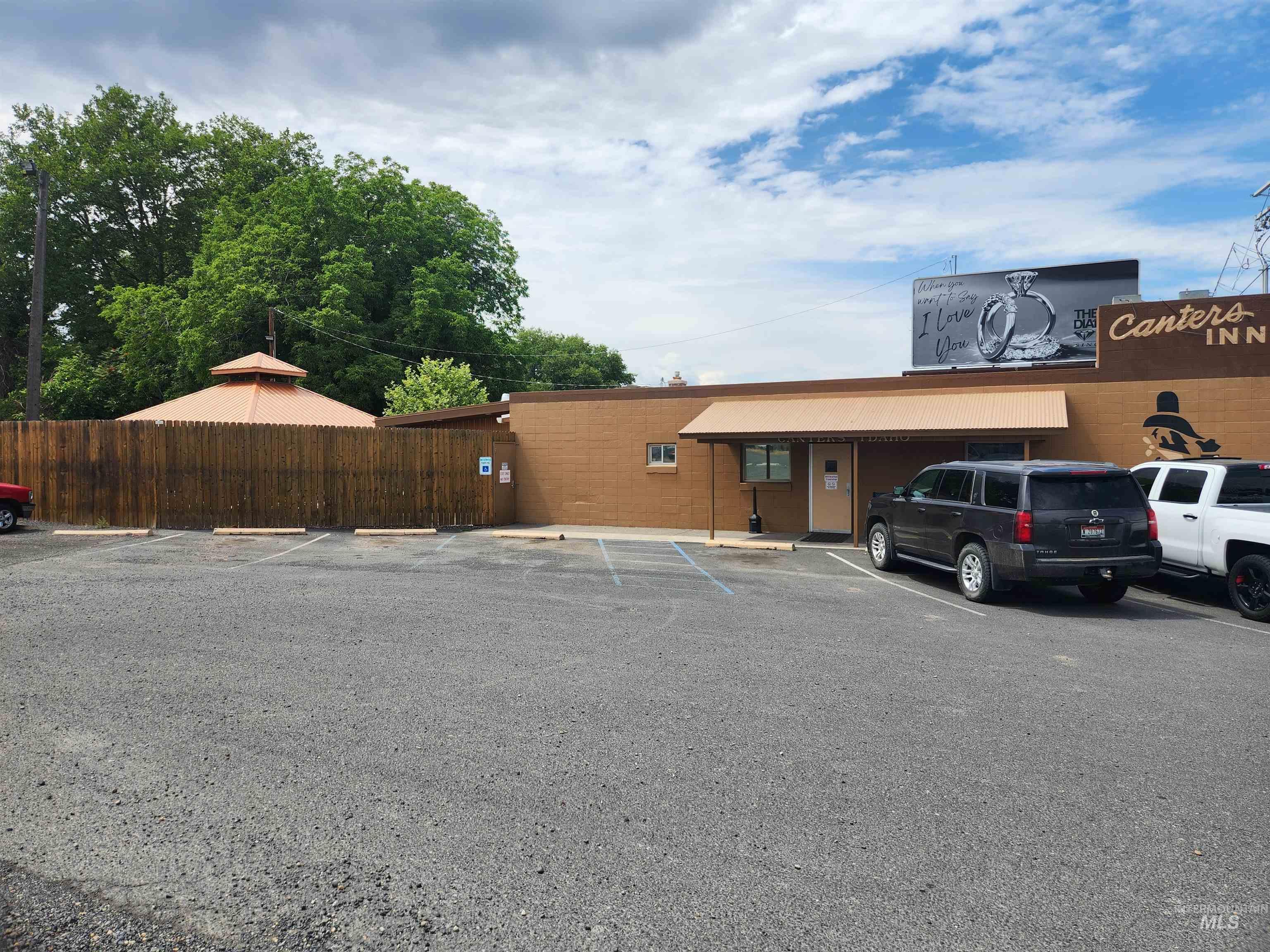 416 Thain Rd., Lewiston, Idaho 83501, Business/Commercial For Sale, Price $999,999, 98882340