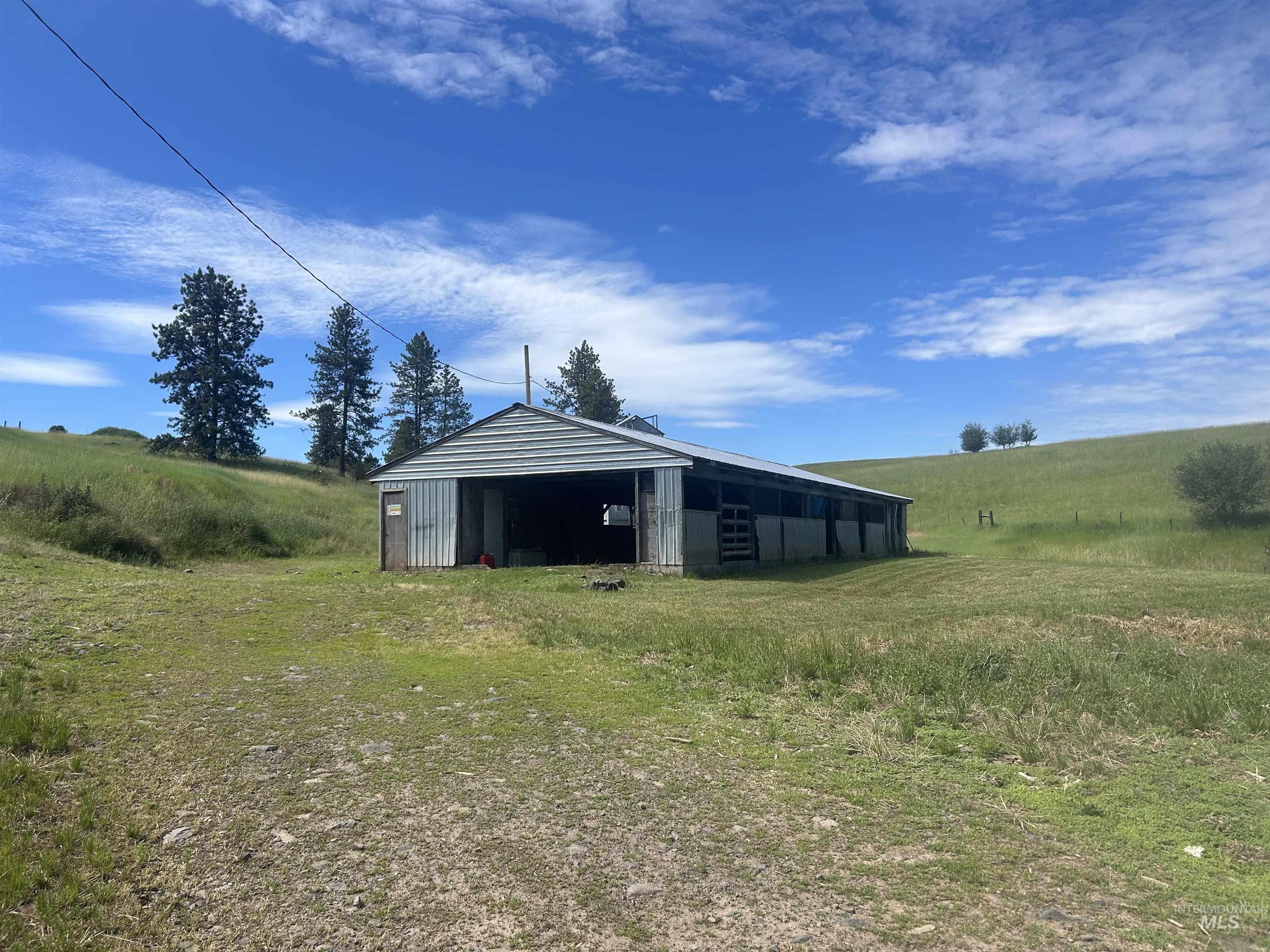 698 Leitch Creek Rd, Kooskia, Idaho 83539, 2 Bedrooms, 1 Bathroom, Residential For Sale, Price $595,000, 98883001