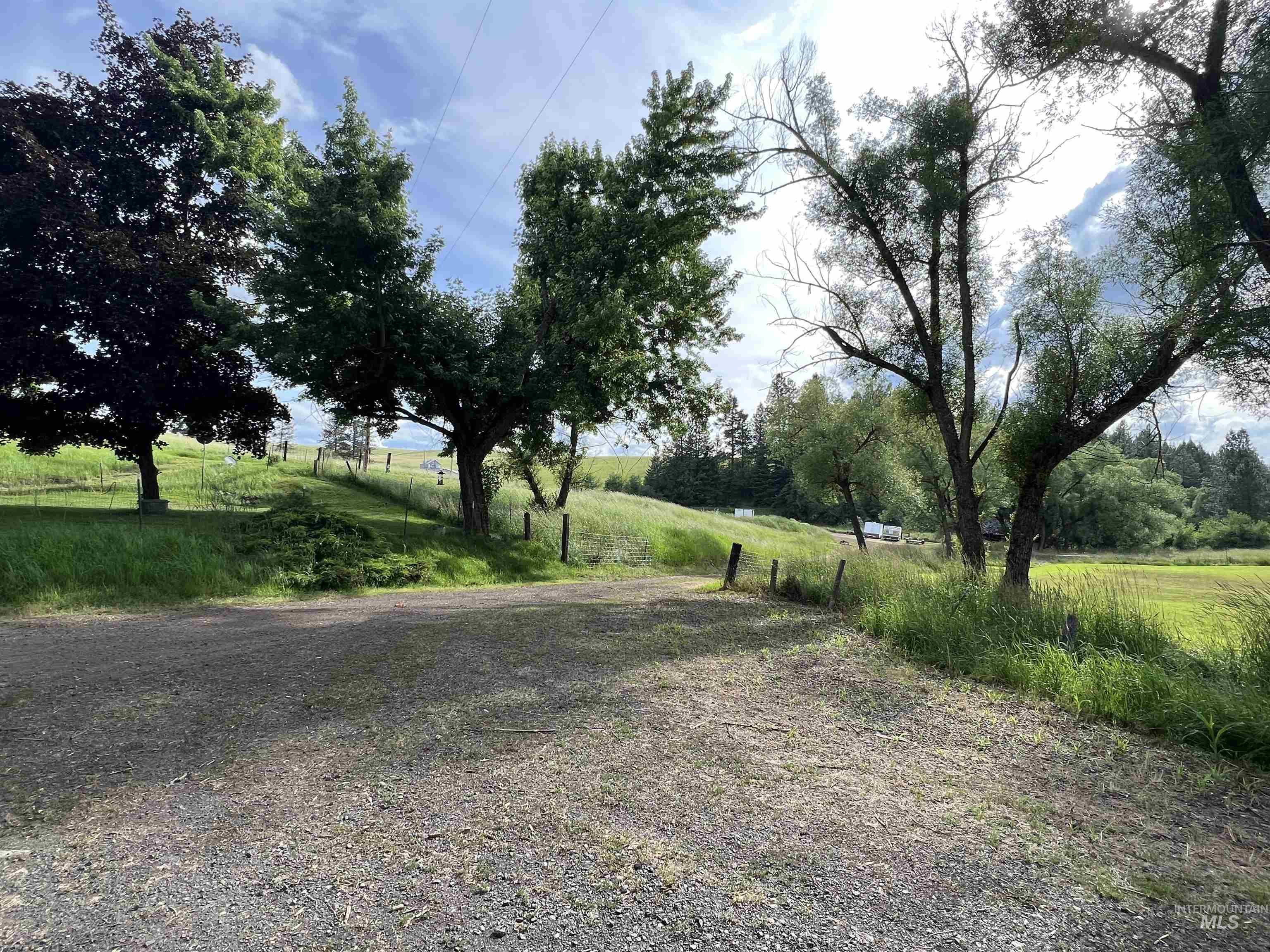 698 Leitch Creek Rd, Kooskia, Idaho 83539, 2 Bedrooms, 1 Bathroom, Residential For Sale, Price $595,000, 98883001