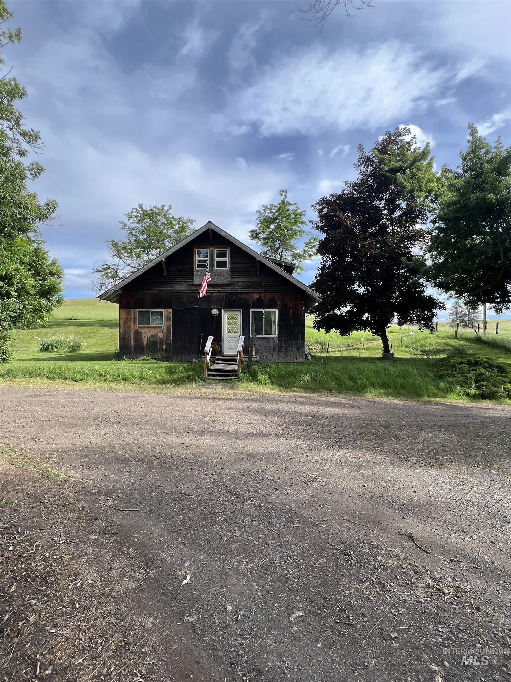 698 Leitch Creek Rd, Kooskia, Idaho 83539, 2 Bedrooms, 1 Bathroom, Residential For Sale, Price $595,000, 98883001