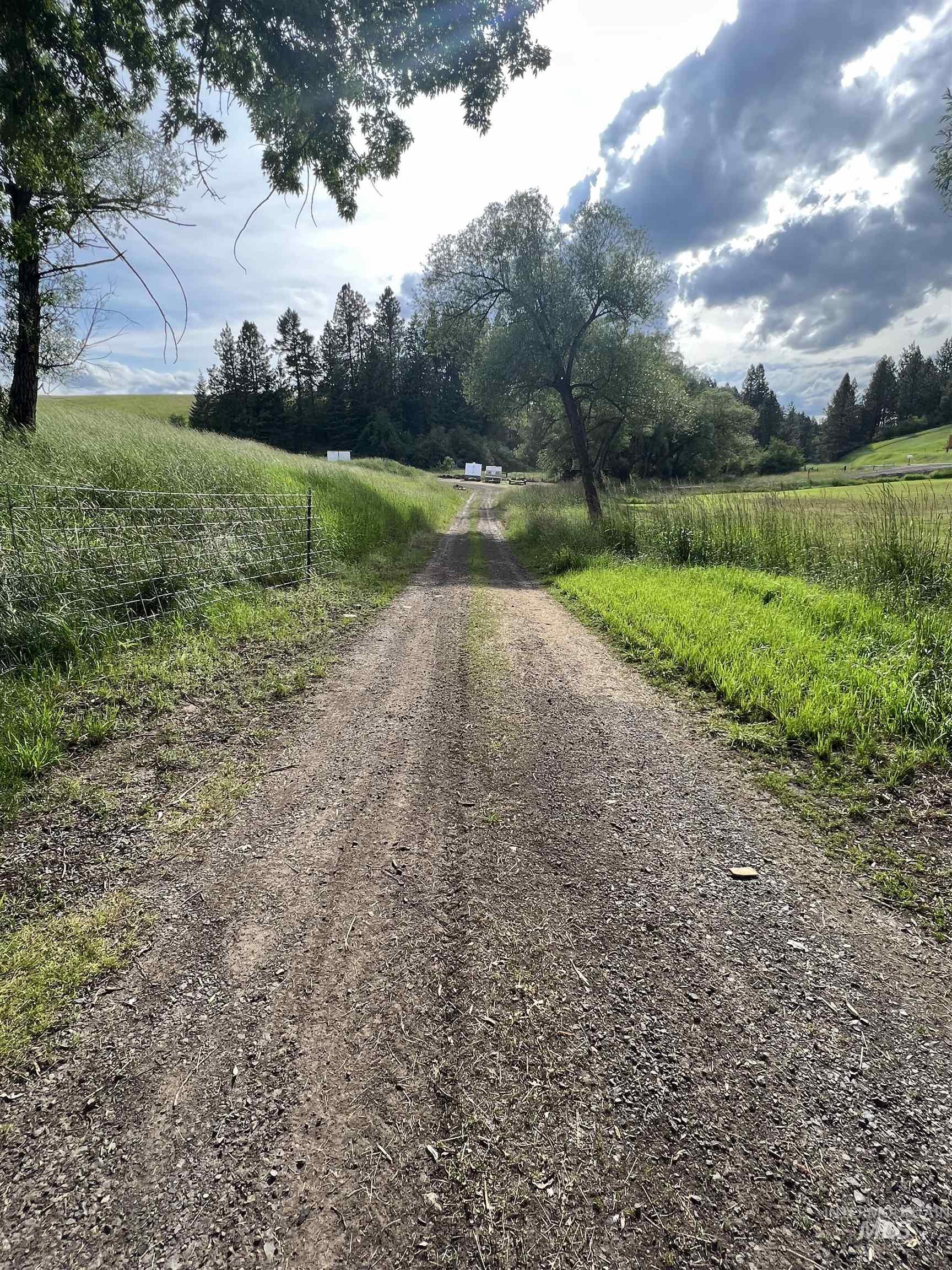 698 Leitch Creek Rd, Kooskia, Idaho 83539, 2 Bedrooms, 1 Bathroom, Residential For Sale, Price $595,000, 98883001