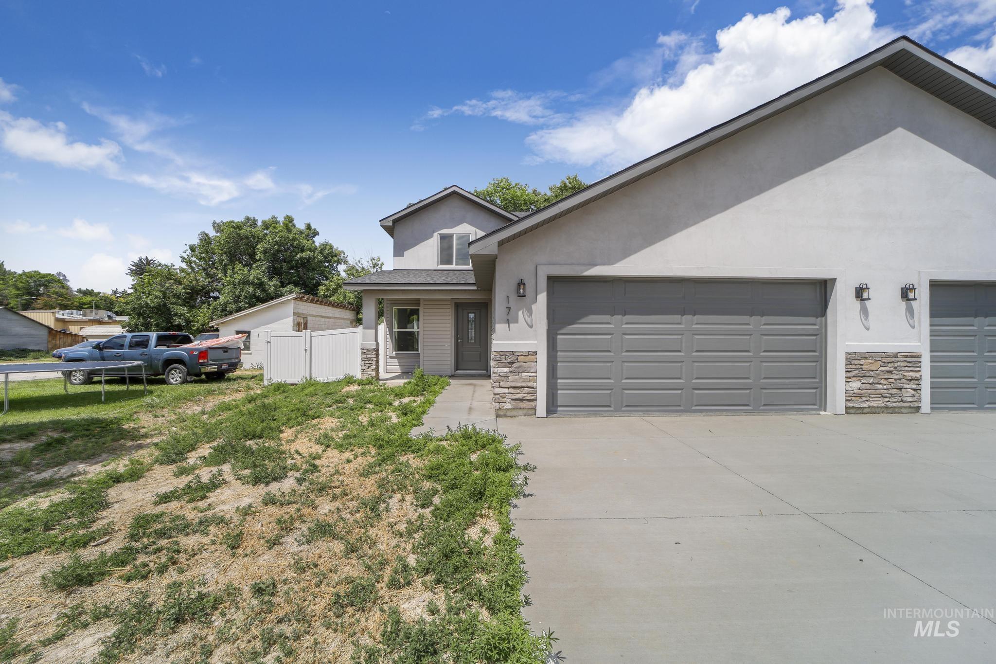 171 Woody Way, Jerome, Idaho 83338, 4 Bedrooms, 2.5 Bathrooms, Residential For Sale, Price $385,000,MLS 98883431