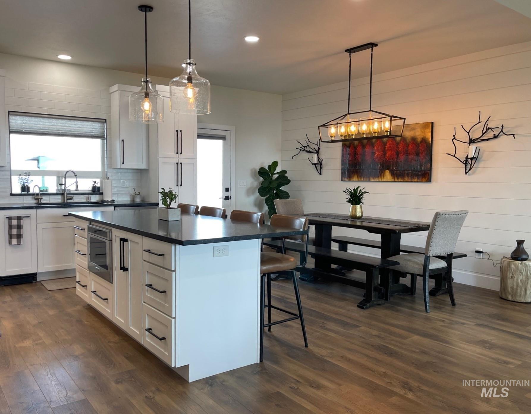 371 Dewey Saddle Road, Grangeville, Idaho 83530, 3 Bedrooms, 2 Bathrooms, Residential For Sale, Price $669,000, 98883837
