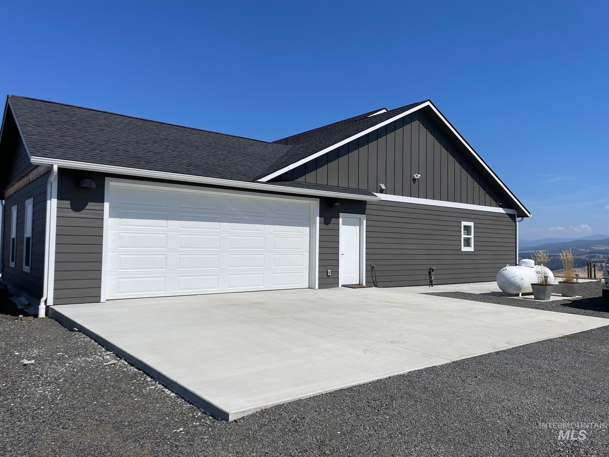 371 Dewey Saddle Road, Grangeville, Idaho 83530, 3 Bedrooms, 2 Bathrooms, Residential For Sale, Price $669,000, 98883837