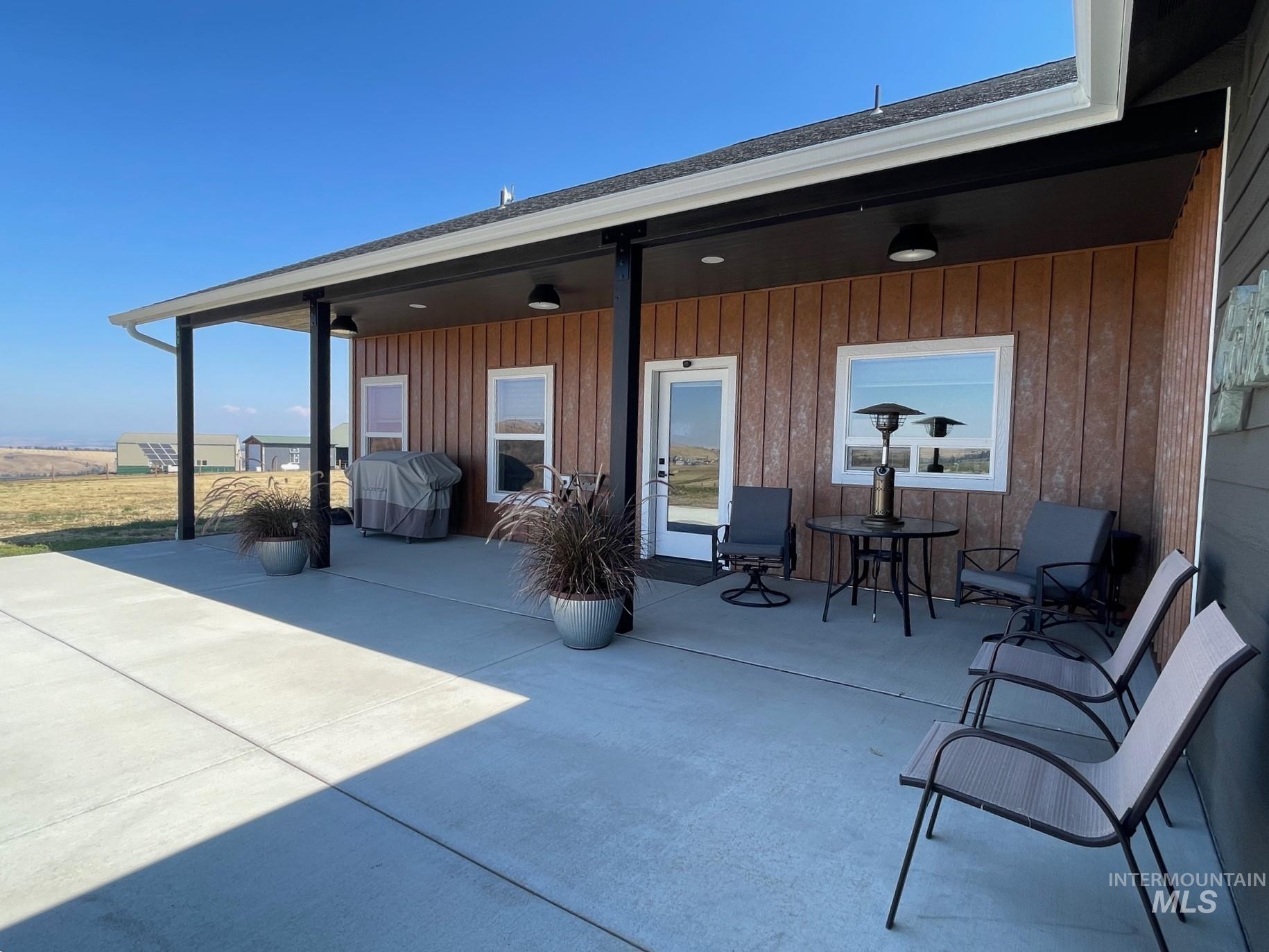 371 Dewey Saddle Road, Grangeville, Idaho 83530, 3 Bedrooms, 2 Bathrooms, Residential For Sale, Price $669,000, 98883837