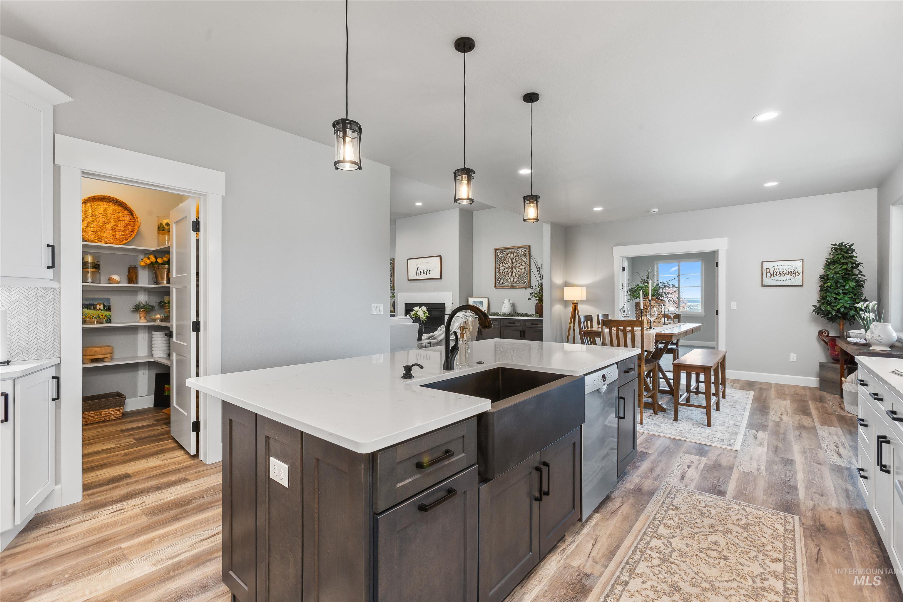 2968 Dove Dr, Clarkston, Washington 99403, 4 Bedrooms, 2.5 Bathrooms, Residential For Sale, Price $885,000, 98883890
