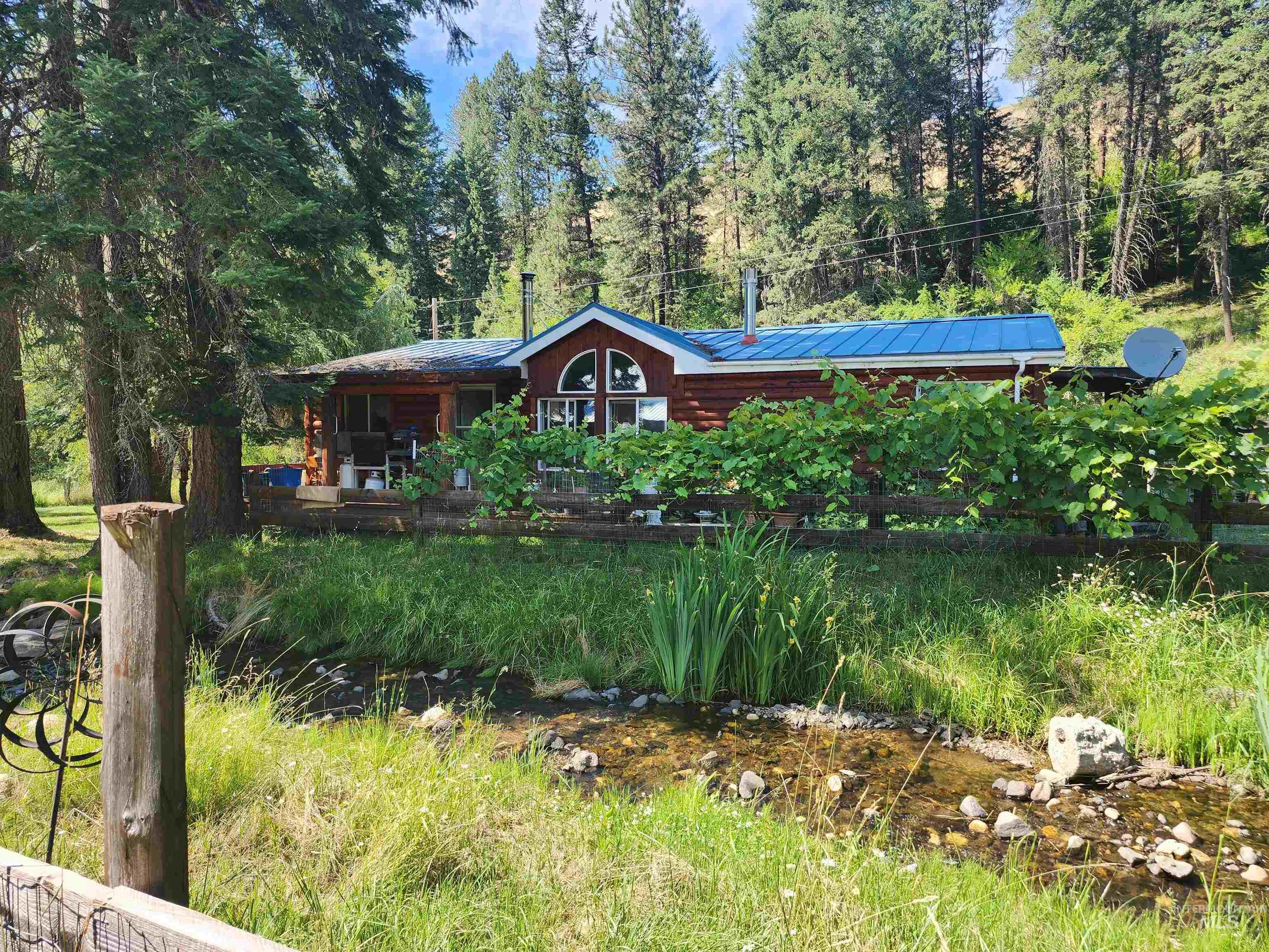 126 Shira Road, Clearwater, Idaho 83552, 3 Bedrooms, 2 Bathrooms, Residential For Sale, Price $599,000, 98884141