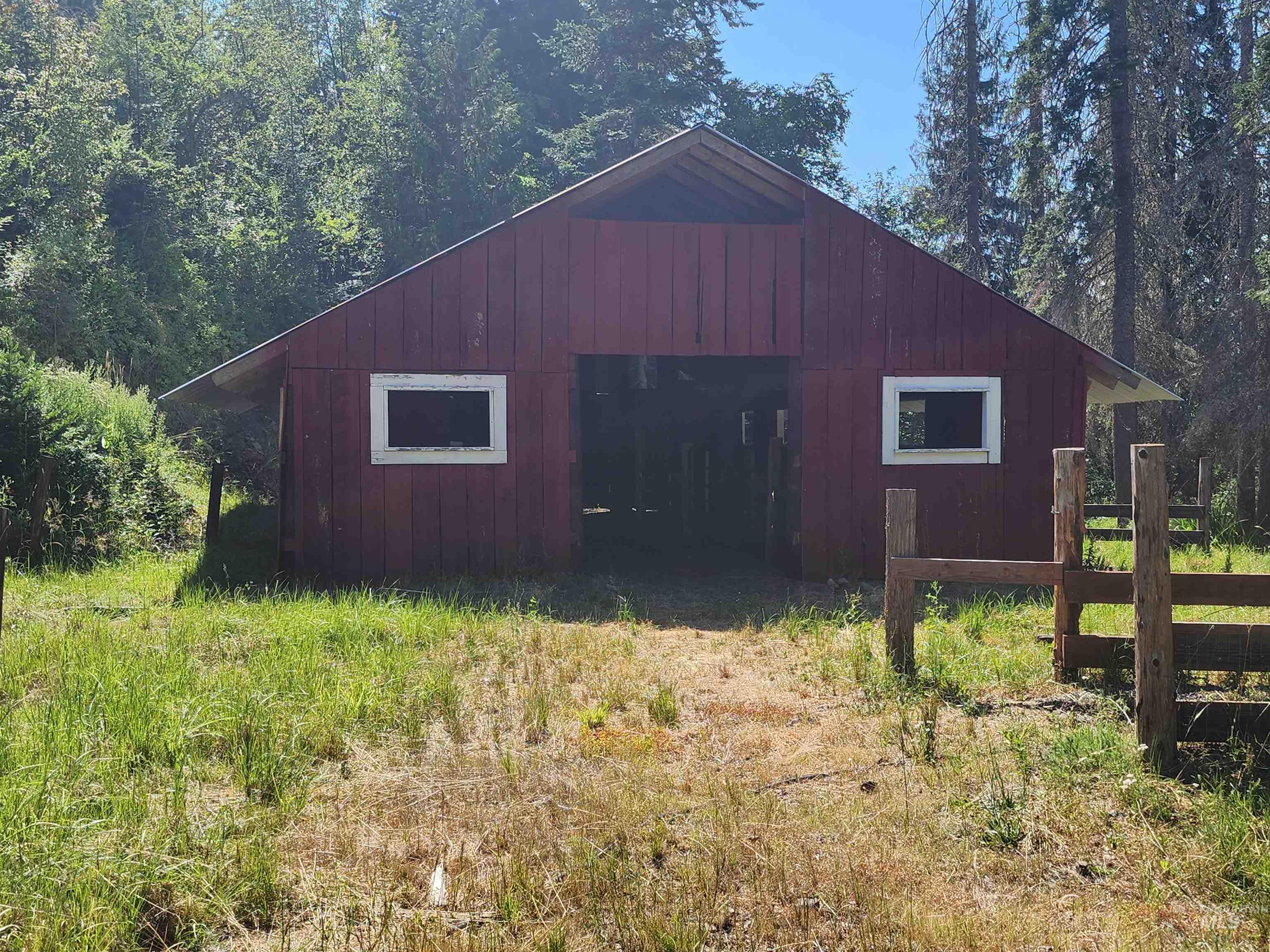 126 Shira Road, Clearwater, Idaho 83552, 3 Bedrooms, 2 Bathrooms, Residential For Sale, Price $599,000, 98884141