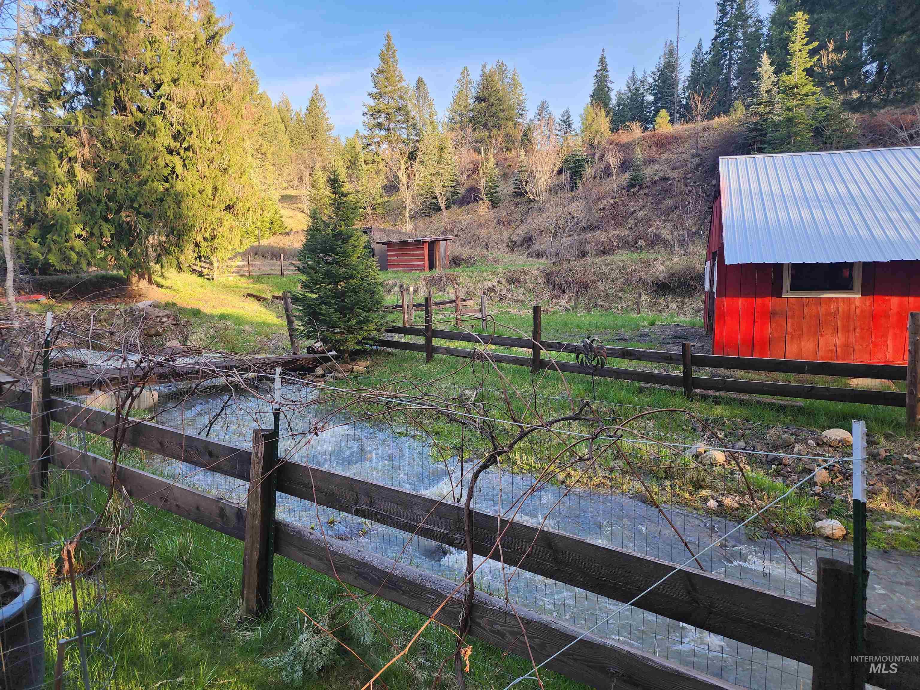 126 Shira Road, Clearwater, Idaho 83552, 3 Bedrooms, 2 Bathrooms, Residential For Sale, Price $599,000, 98884141